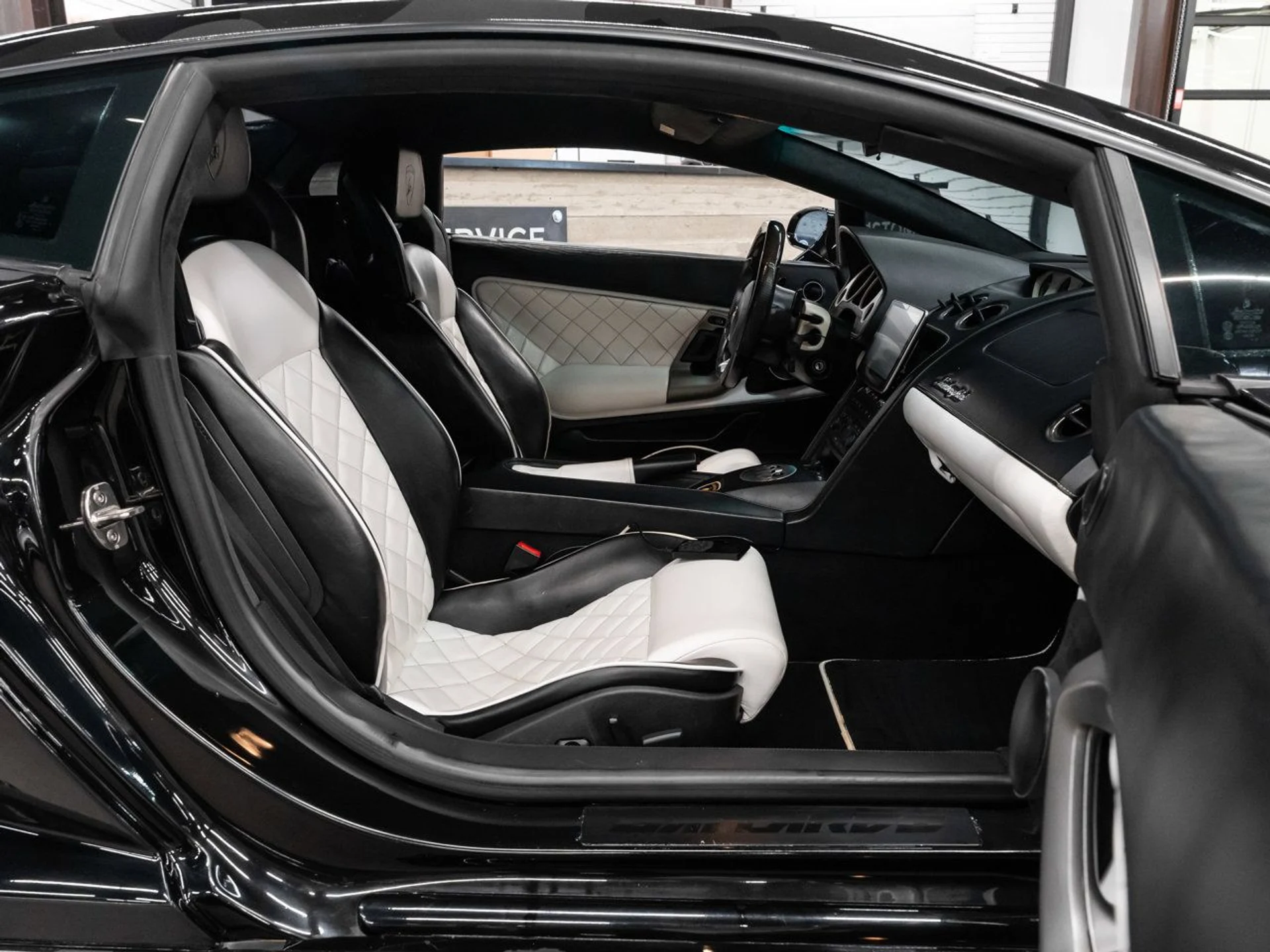 mph088_1626056326_lamborghini_gallardo_2007_1fbfa332ad