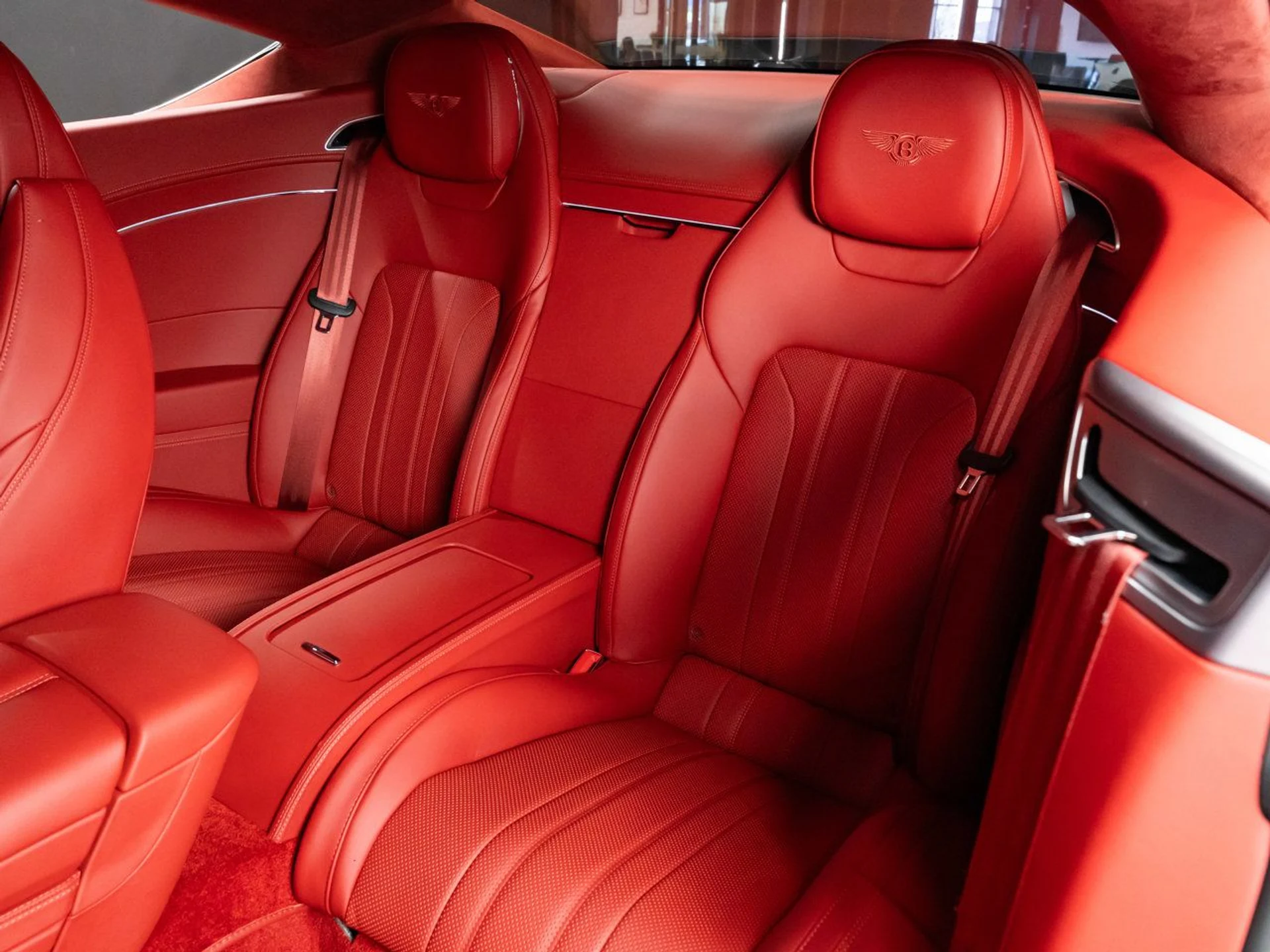 mph088_1920195554_bentley_continental_2020_9293ab865c