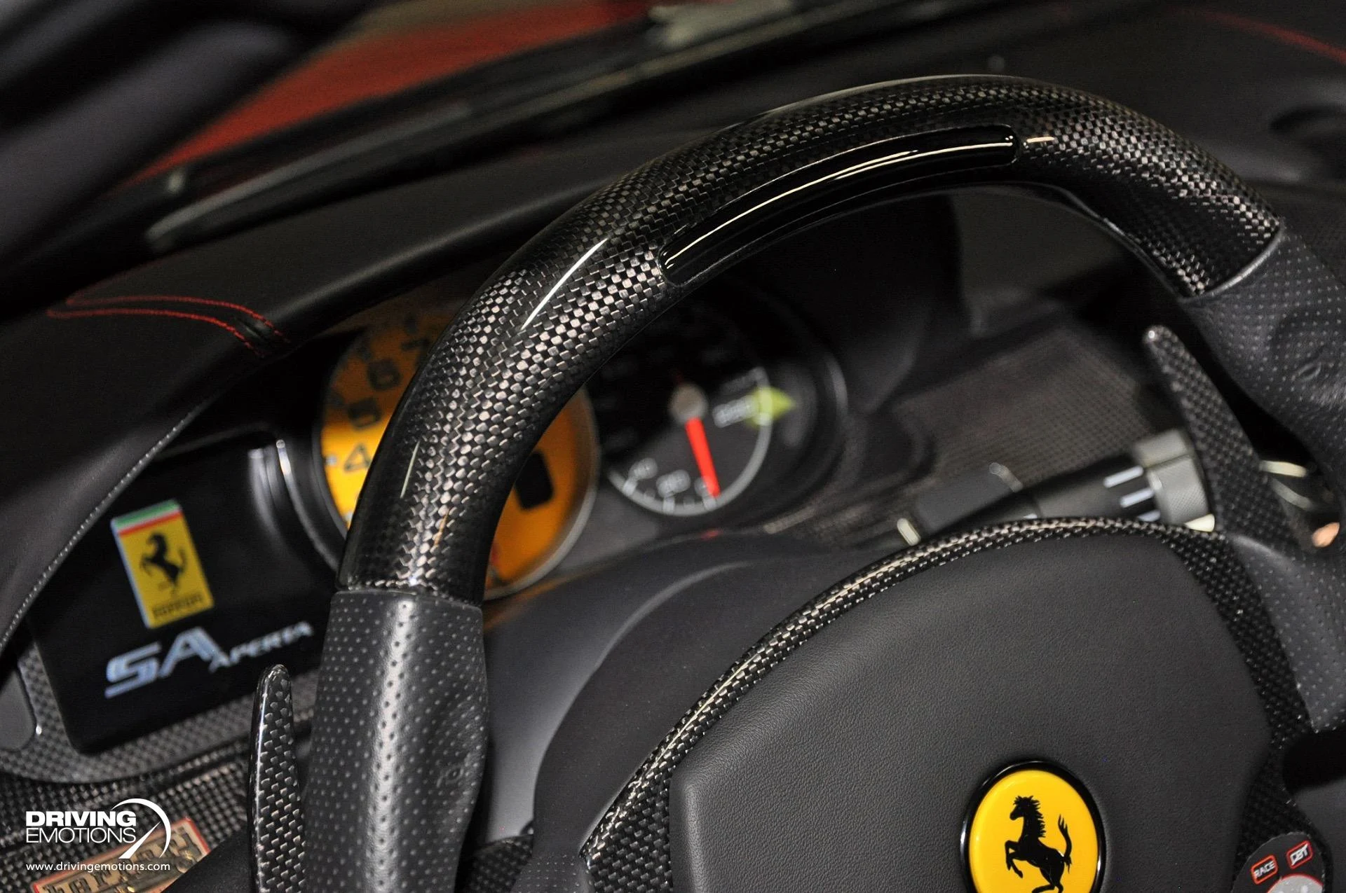 mph088_2146445544_438_p89_l_f84a3aaad3