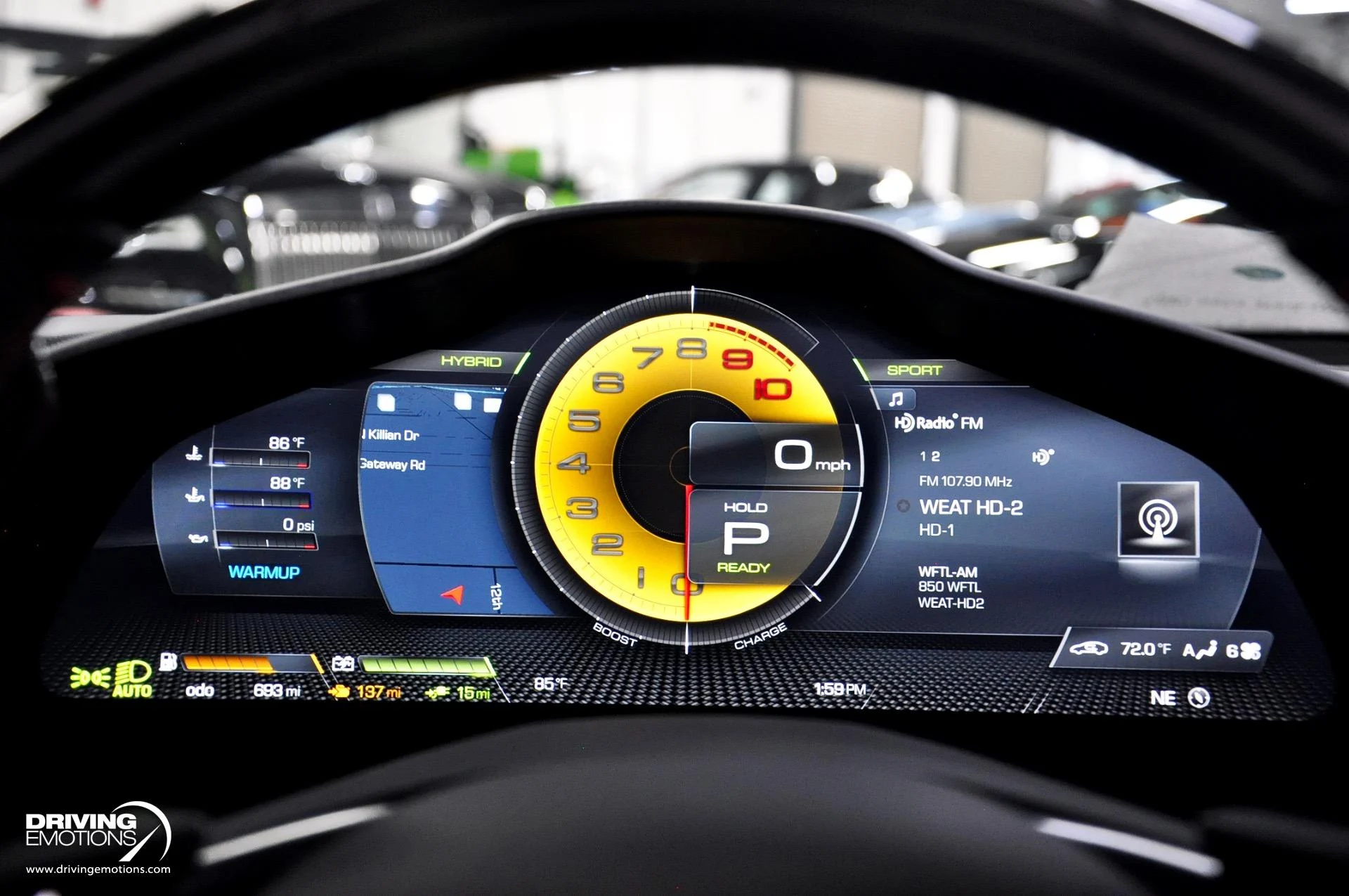 mph088_2174593590_860_p89_l_574b6d9d7a