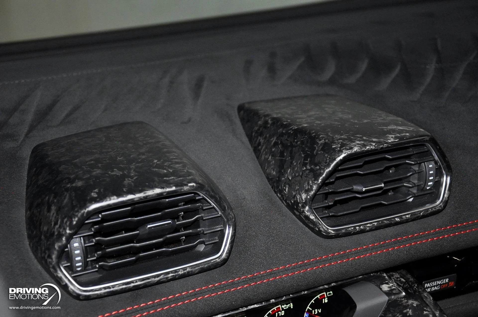 mph088_2248411141_863_p89_l_32c7899c68