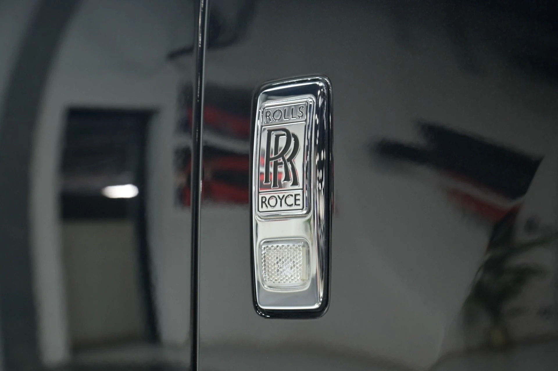 mph088_2454069836_Used_2023_Rolls_Royce_Cullinan_1782858223_a051dd03b1