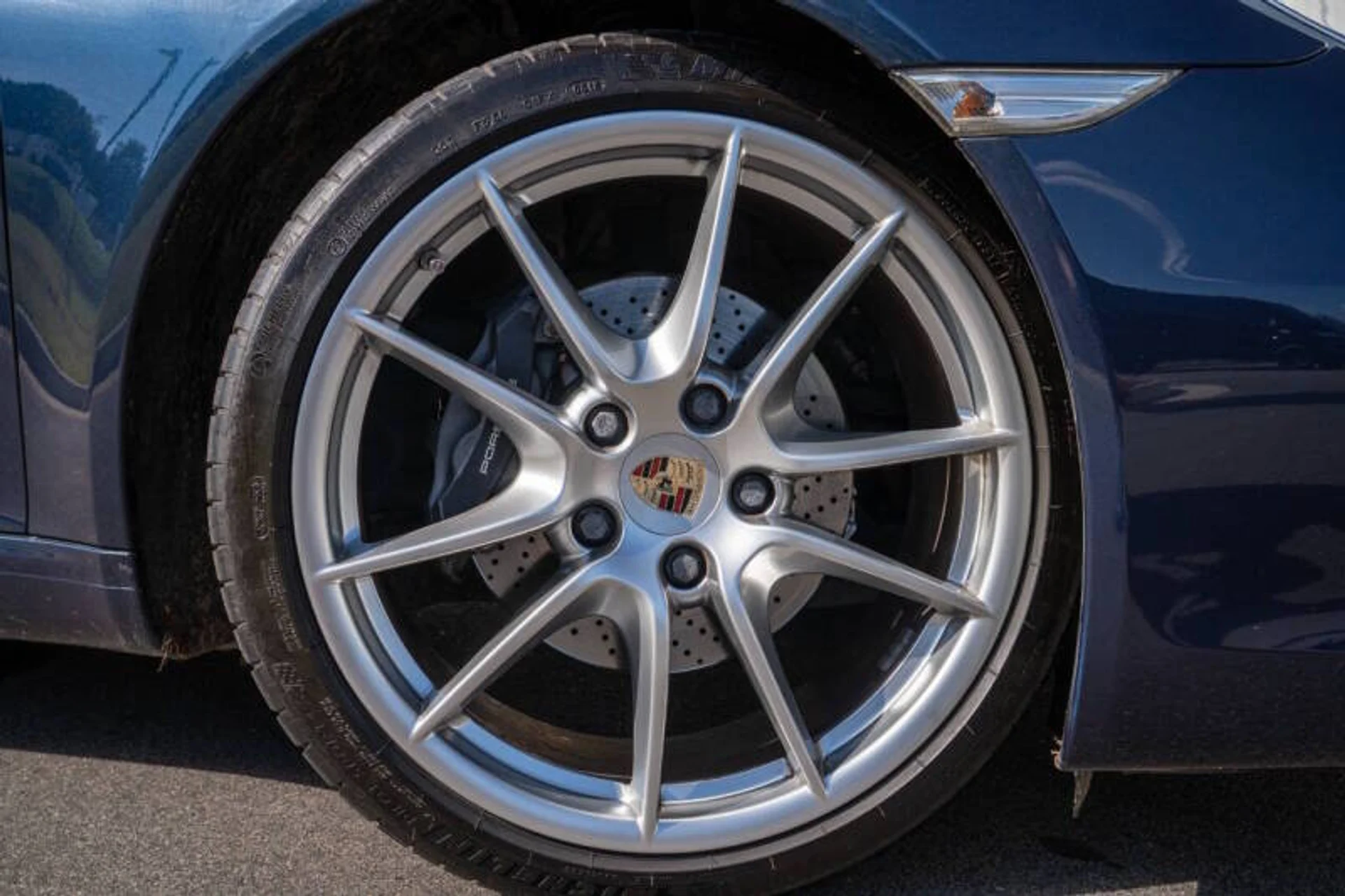 mph088_2540257655_2013_porsche_911_carrera_2dr_coupe_f90daecc8e