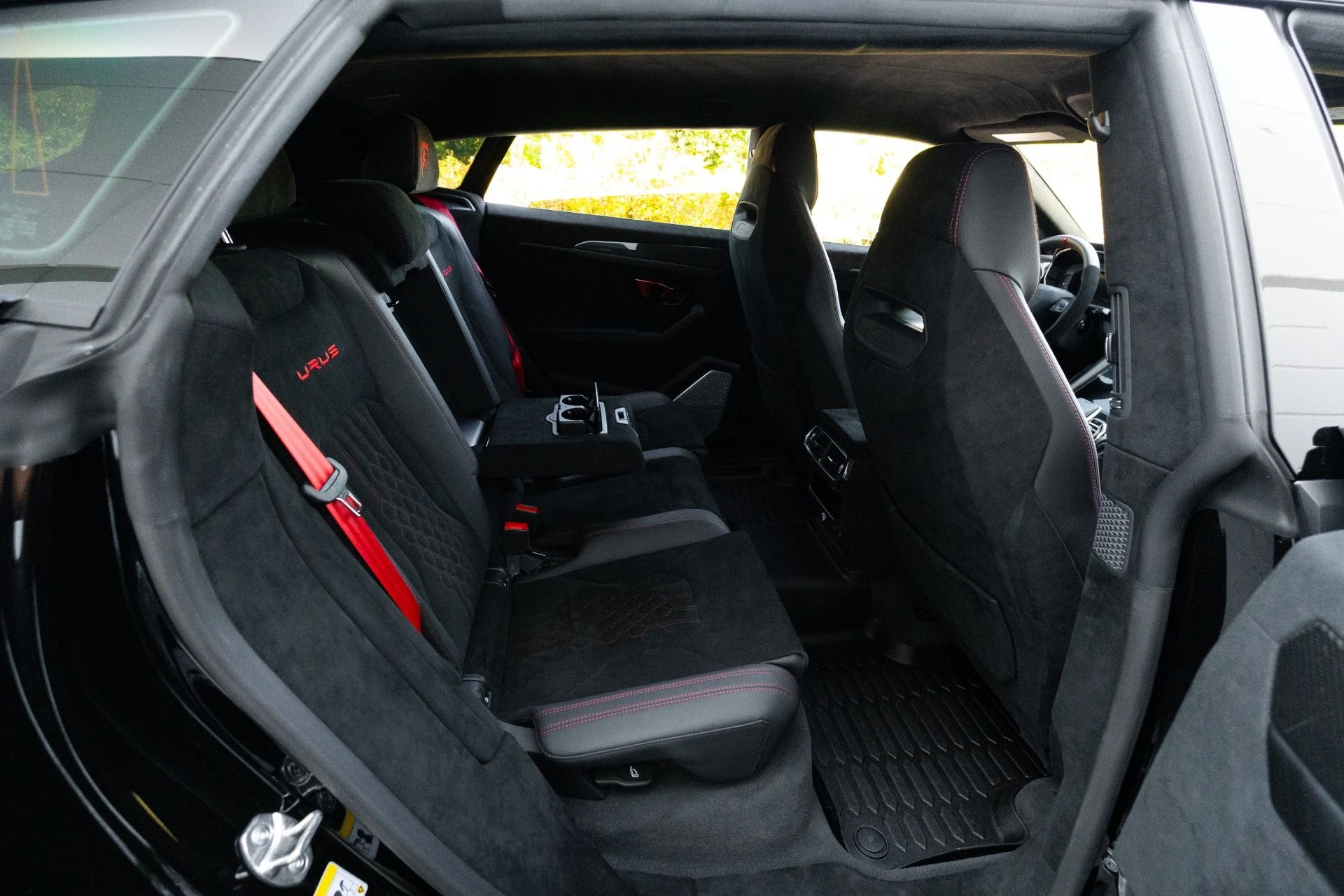 mph088_2727024089_Used_2024_Lamborghini_Urus_Performante_1770940170_c965b3309f