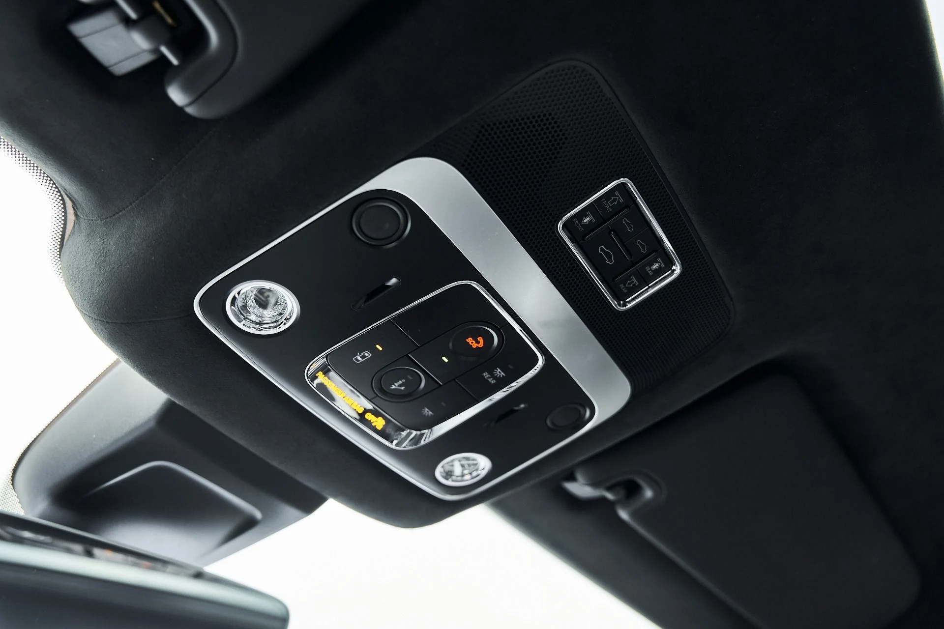 mph088_2742062174_Used_2025_Bentley_Flying_Spur_Speed_1769137189_abe34e13a6