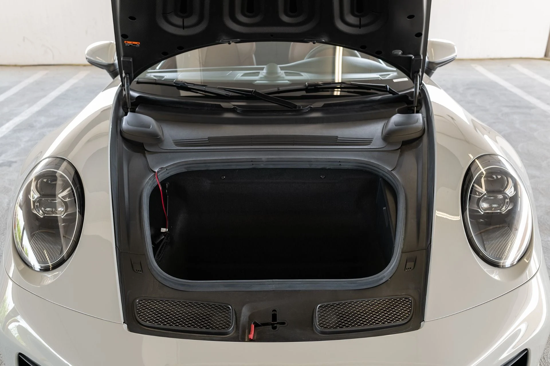 mph088_27501040_Used_2022_Porsche_911_GT_3_Touring_1788908953_50aa251c6c