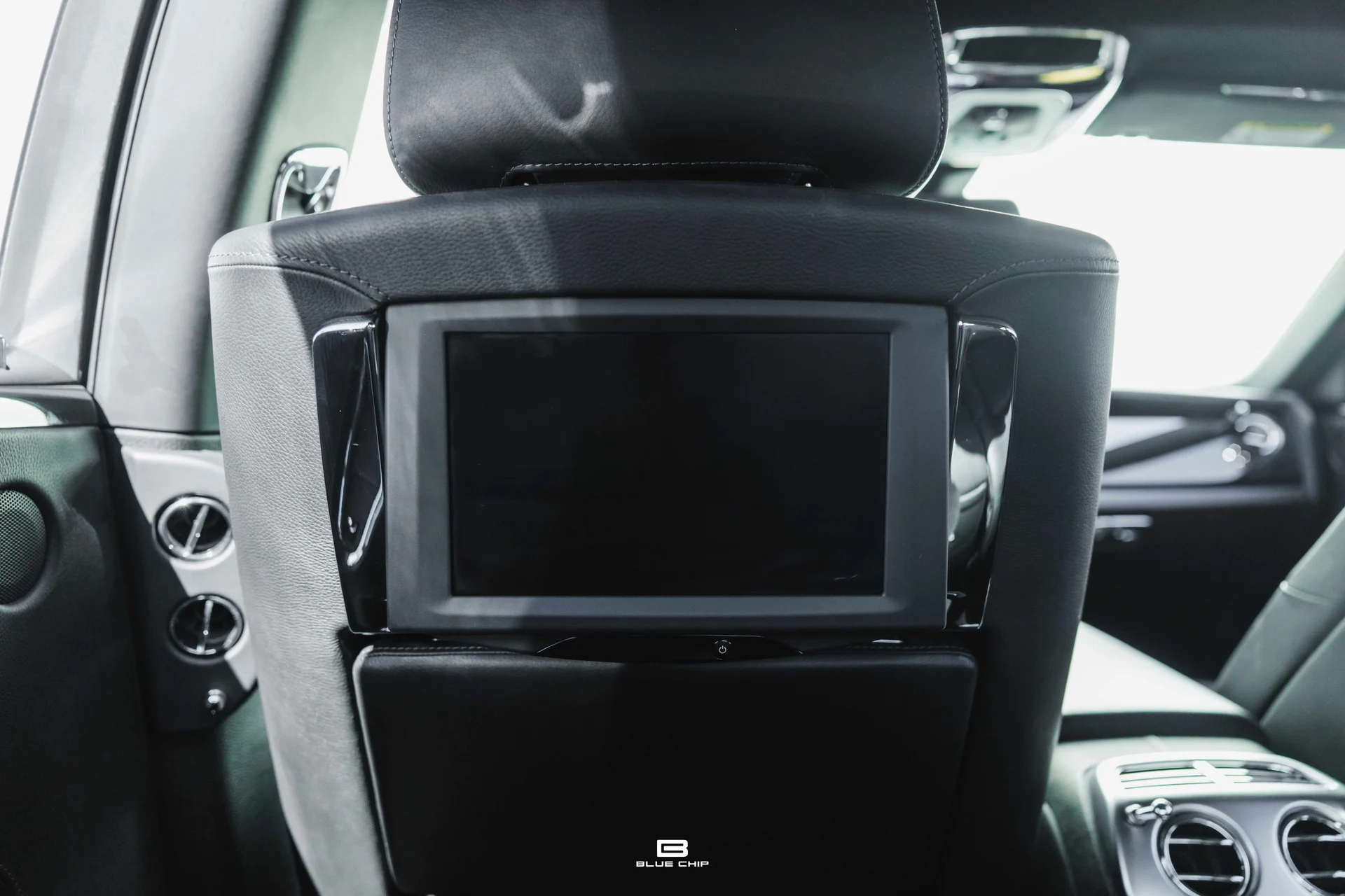 mph088_2756315469_690186aeb5211c46fd7a7b65_DSC_07052_718688a219