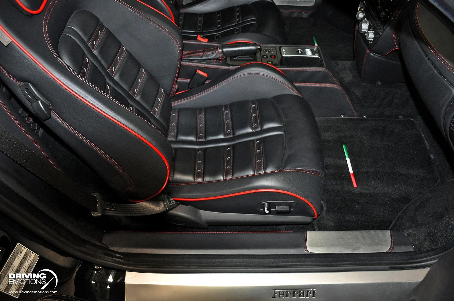 mph088_287154661_885_p89_l_35a457fb99