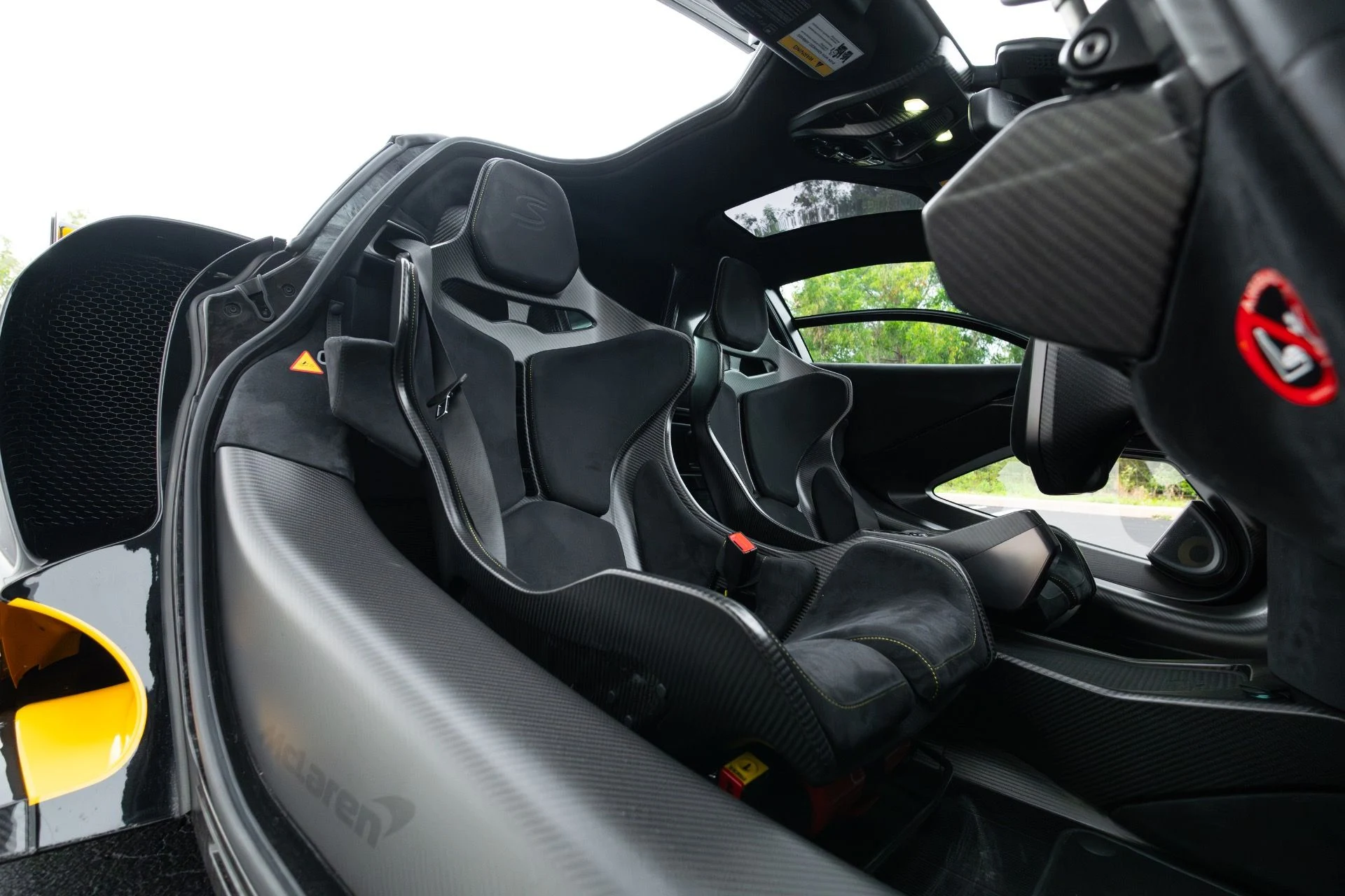 mph088_3246370251_Used_2019_Mc_Laren_Senna_1775186462_e651ac7f73