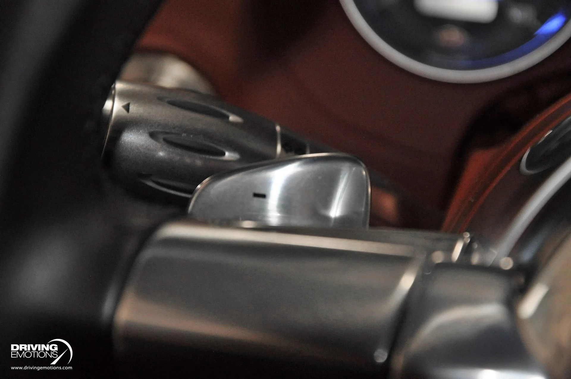 mph088_3352272204_479_p89_l_2c79b3a601