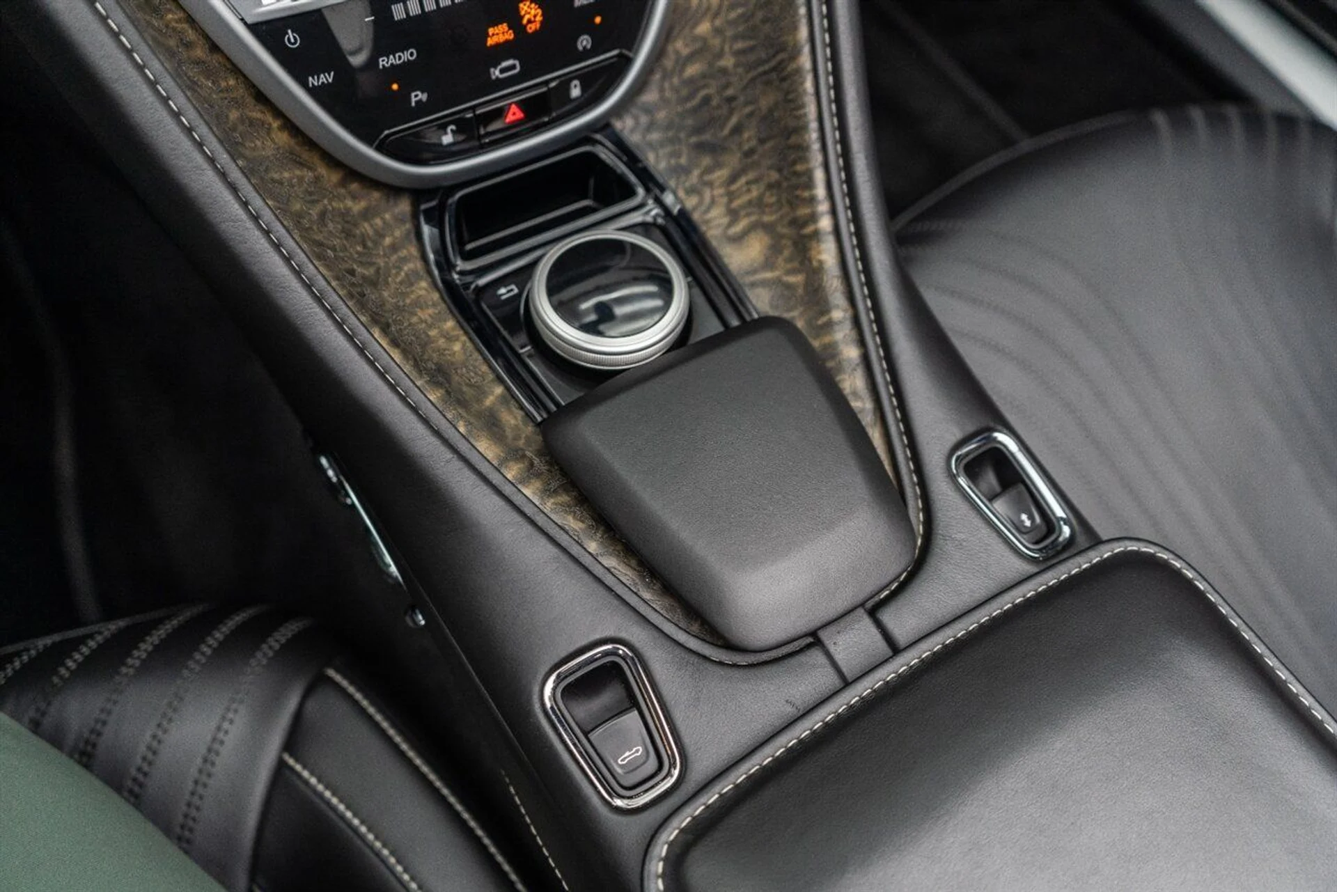 mph088_3353515759_84f73c02ee_1280_d8d29cacb3