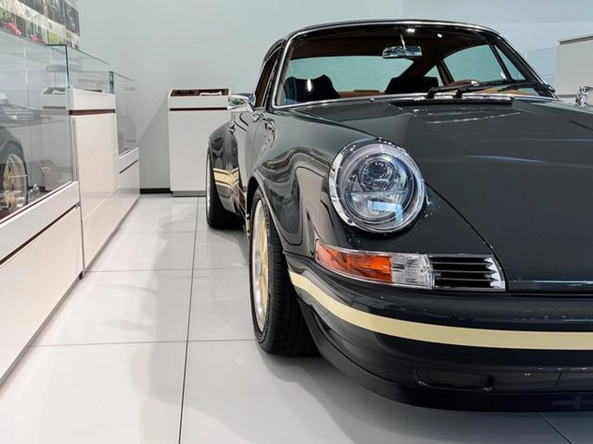 mph088_3383788232_a_Bq_L3nby_Qtieyl4vv_KI_xiw_T_Epw_64c437ef42