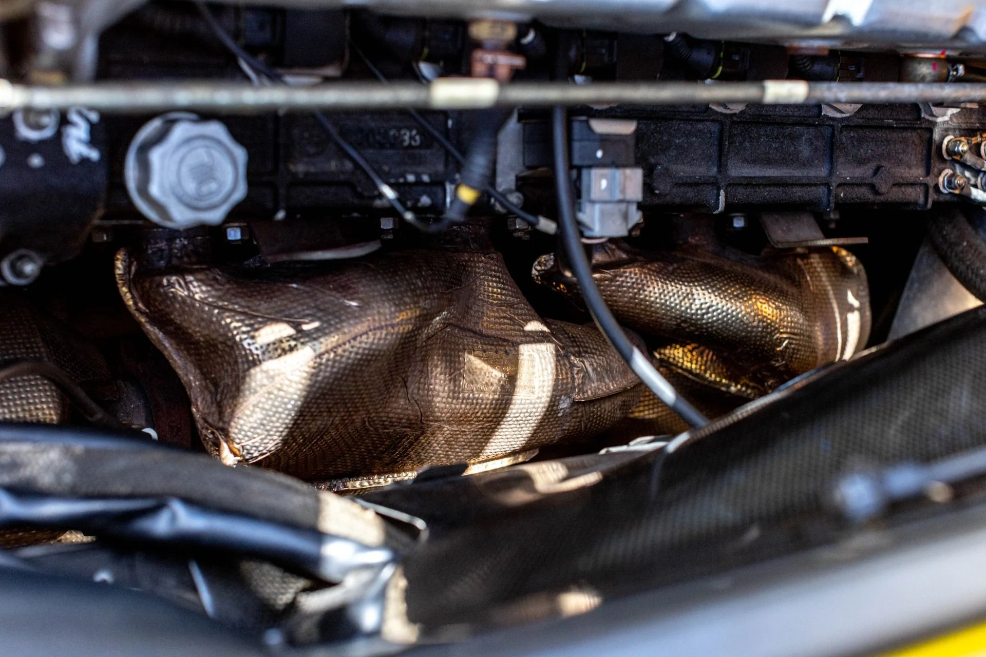 mph088_3406081713_Used_2001_Lamborghini_Diablo_VT_IMMACULATE_CONDITION_W_EXTENSIVE_CARBON_19_K_SERVICE_PERFORMED_1659125268_a73ed58cf0