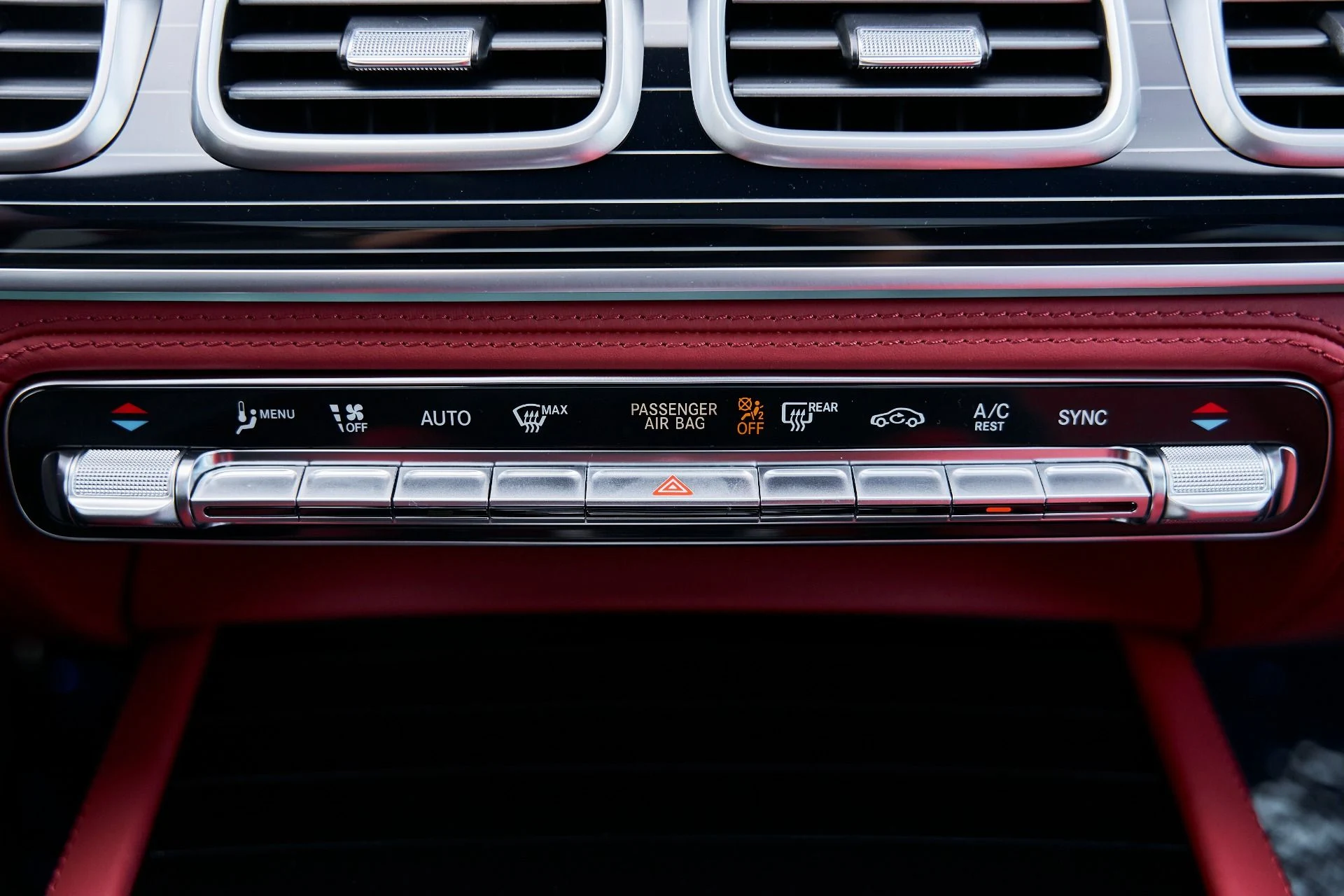 mph088_3436610159_Used_2026_Mercedes_Benz_GLS_Maybach_GLS_600_1769136442_d1f5904ae9