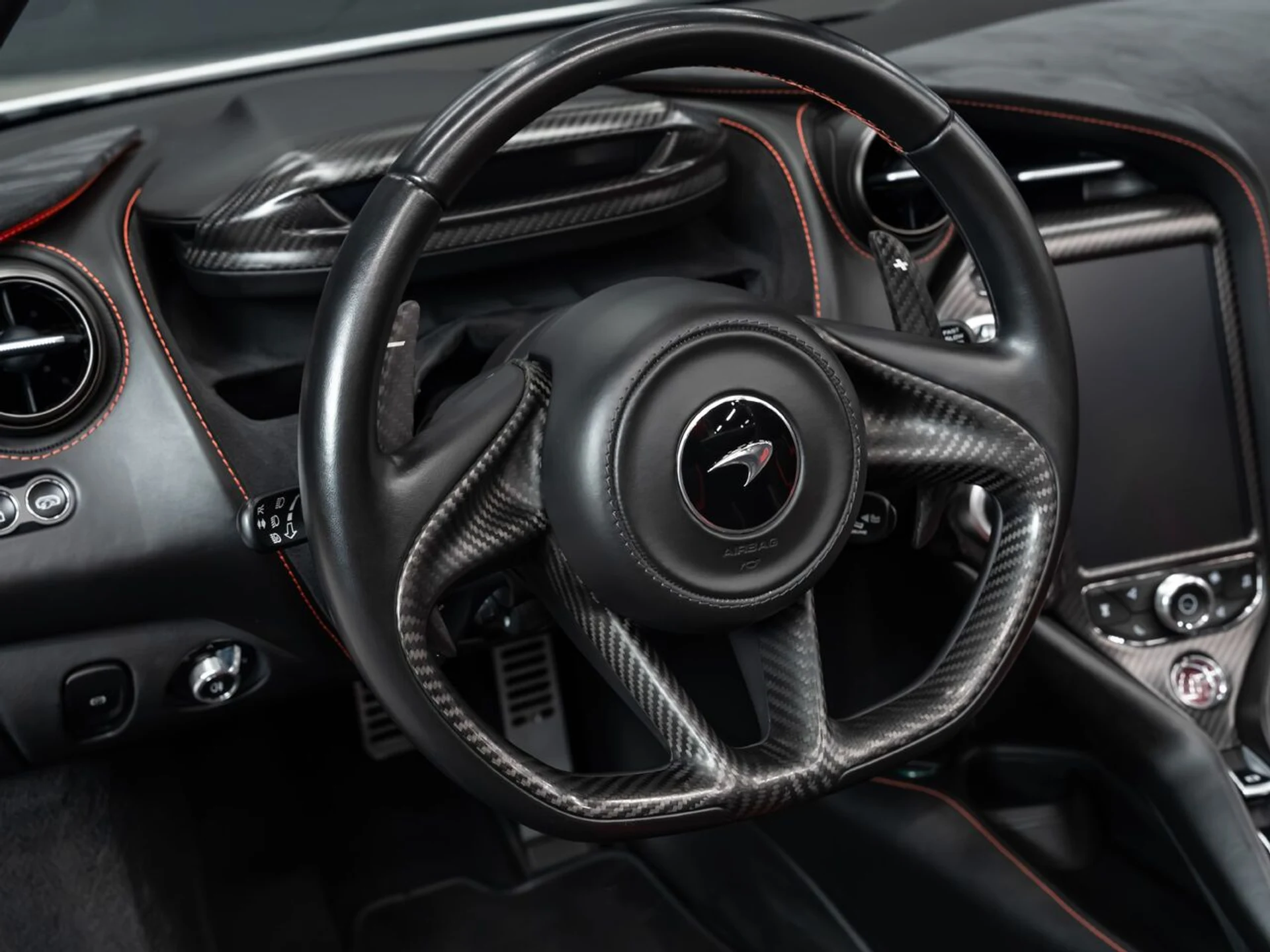 mph088_3661180970_mclaren_720s_2019_0693220d2f