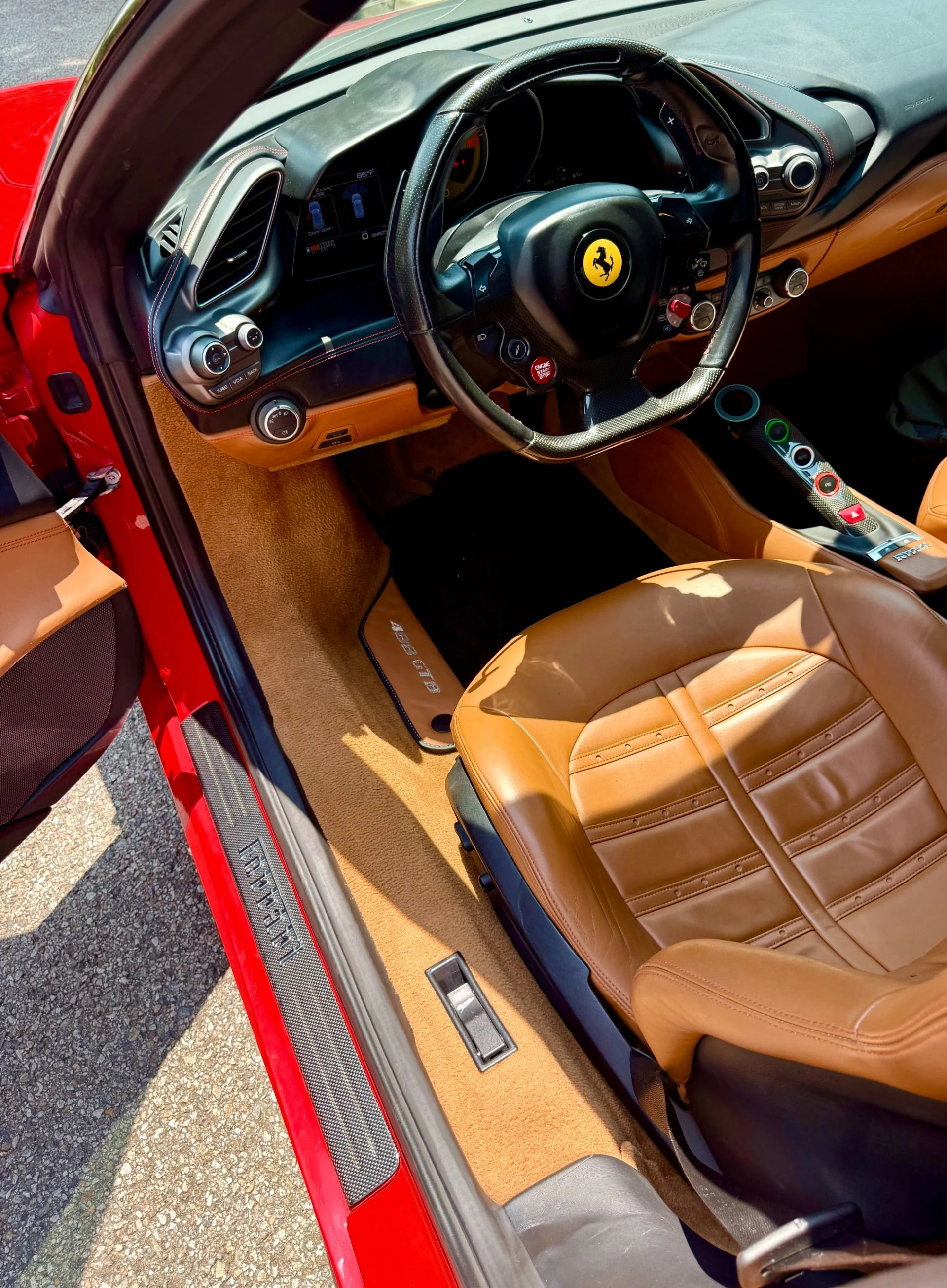 mph088_3749999528_Used_2016_Ferrari_488_GTB_1757699344_cf5bc15b3e