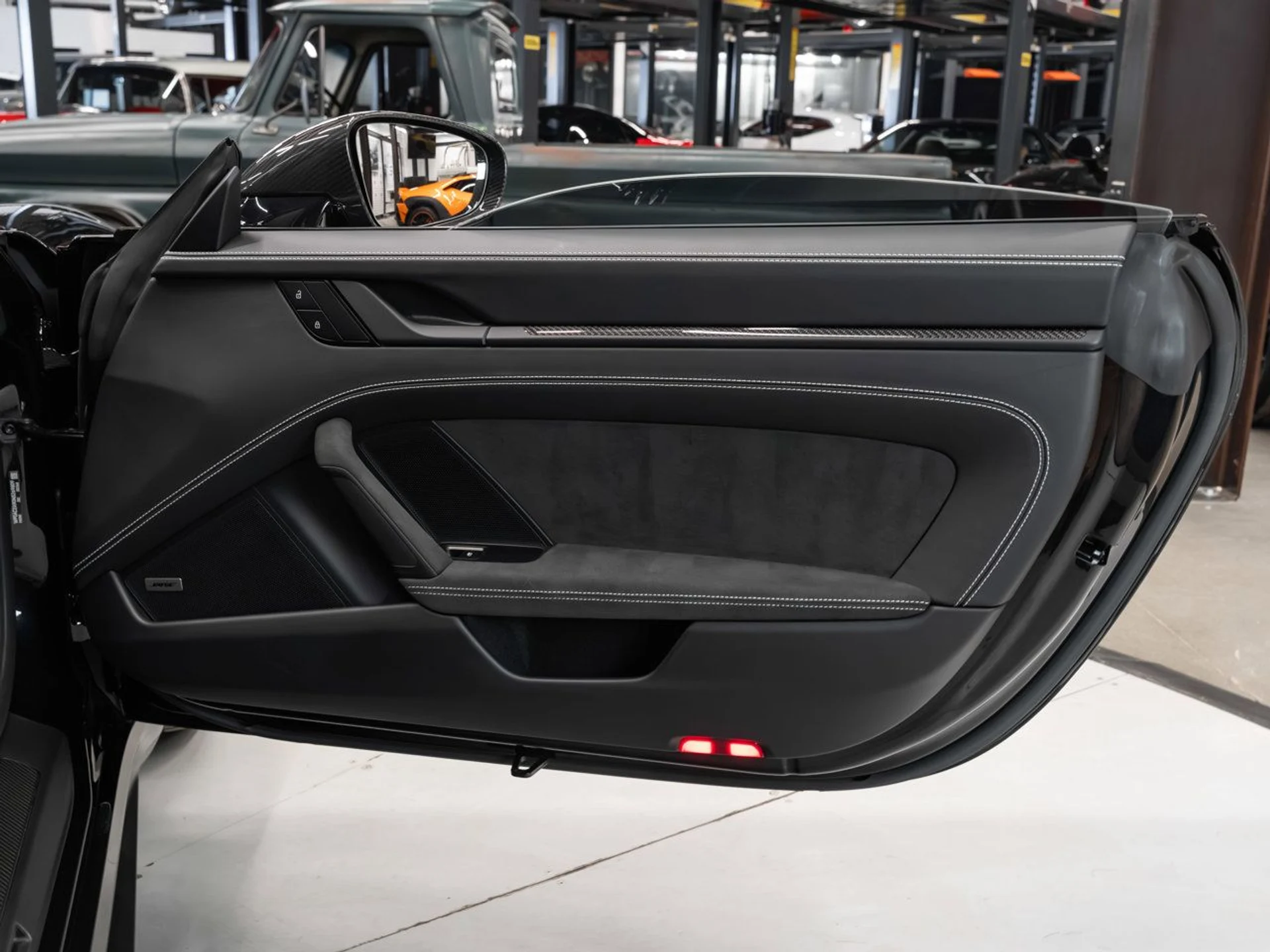 mph088_402256237_porsche_911_2022_09e30cf8e6