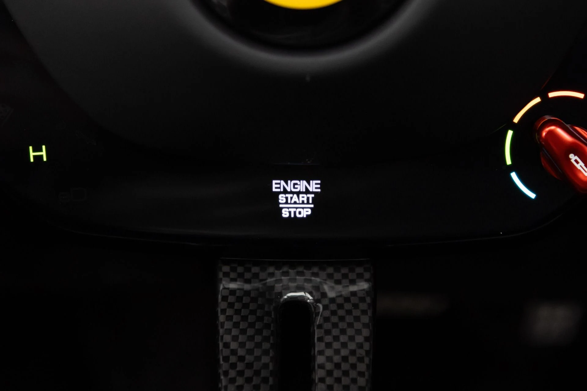 mph088_4087426553_Used_2022_Ferrari_SF_90_Spider_1774535905_fd903085b7