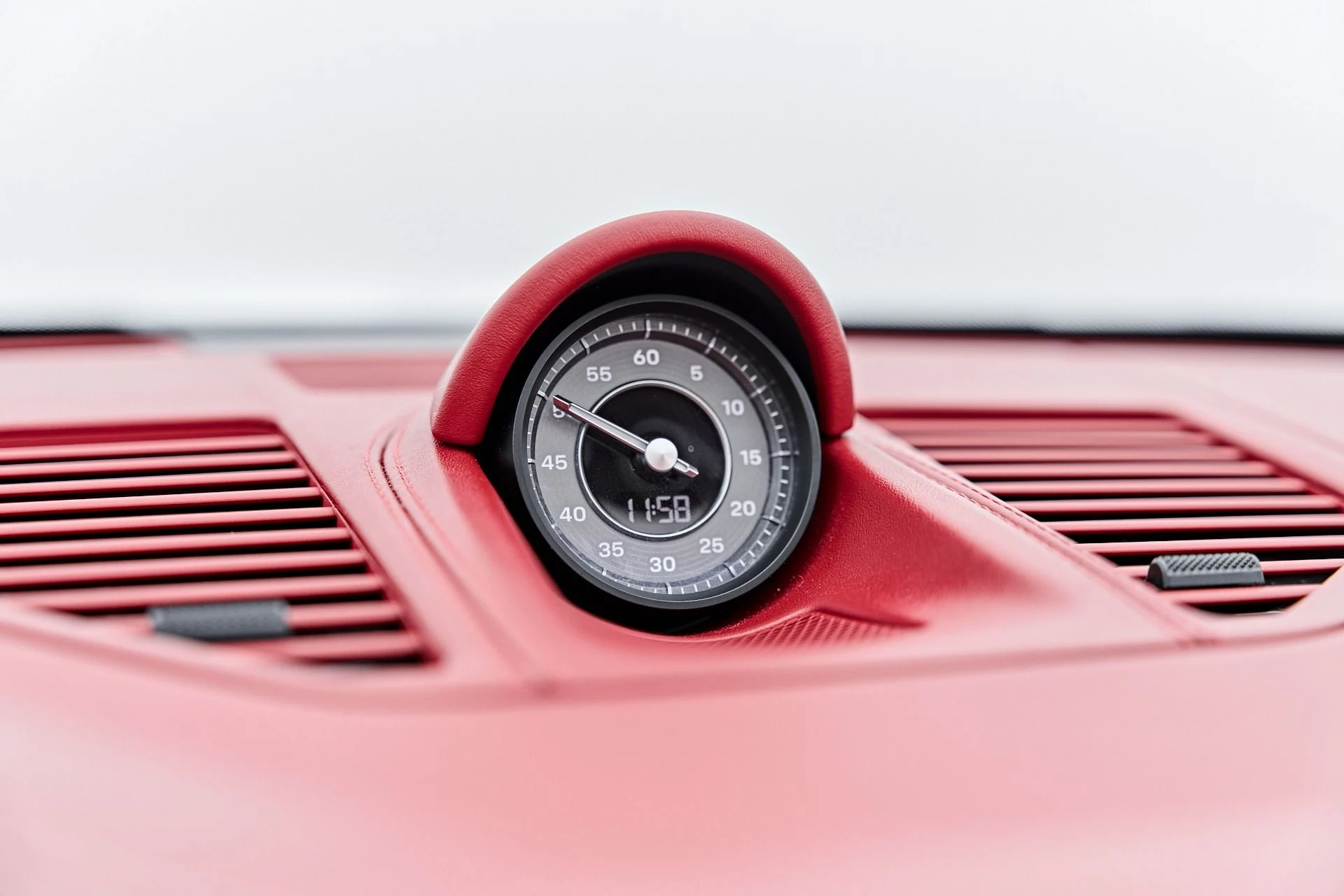 mph088_4242985014_Used_2024_Porsche_911_Turbo_S_1790988009_dbecde9a37