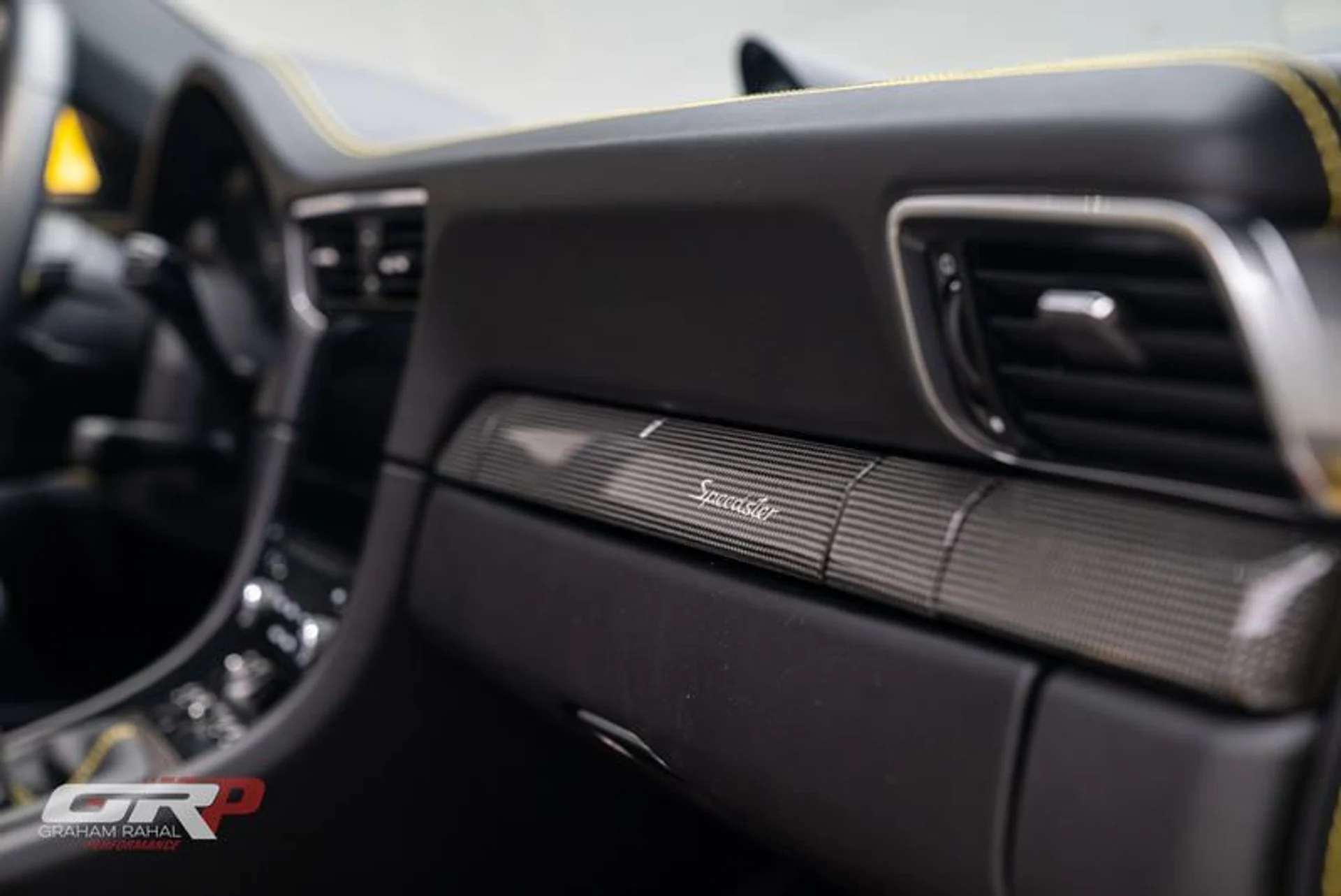 mph088_446897568_19_E70_E12_982_F_4_B47_B17_B_E62_DFAC_96_F4_C_fecc4bb2d8