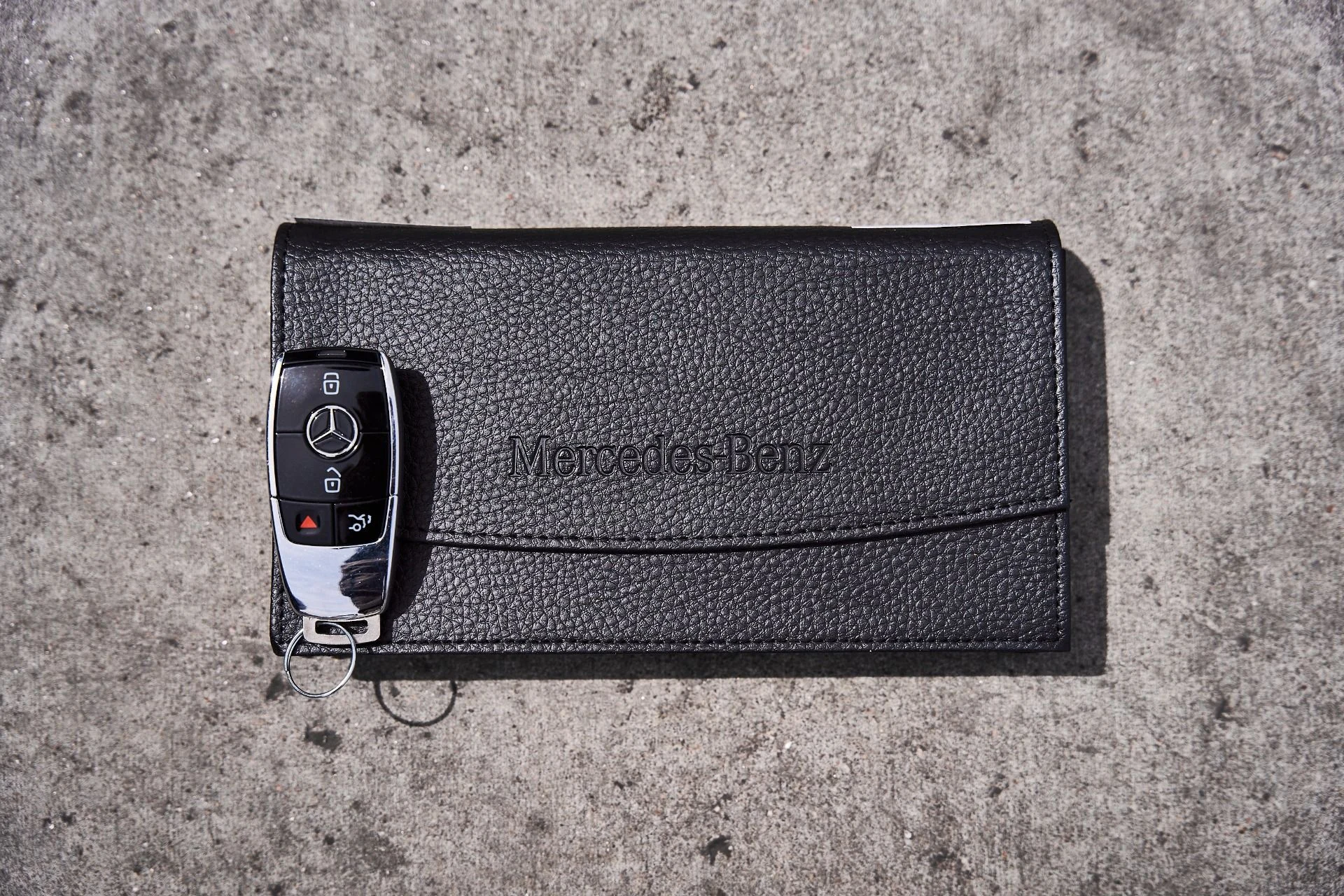 mph088_571547061_Used_2024_Mercedes_Benz_GLS_Maybach_GLS_600_1776550718_bf68e580e0