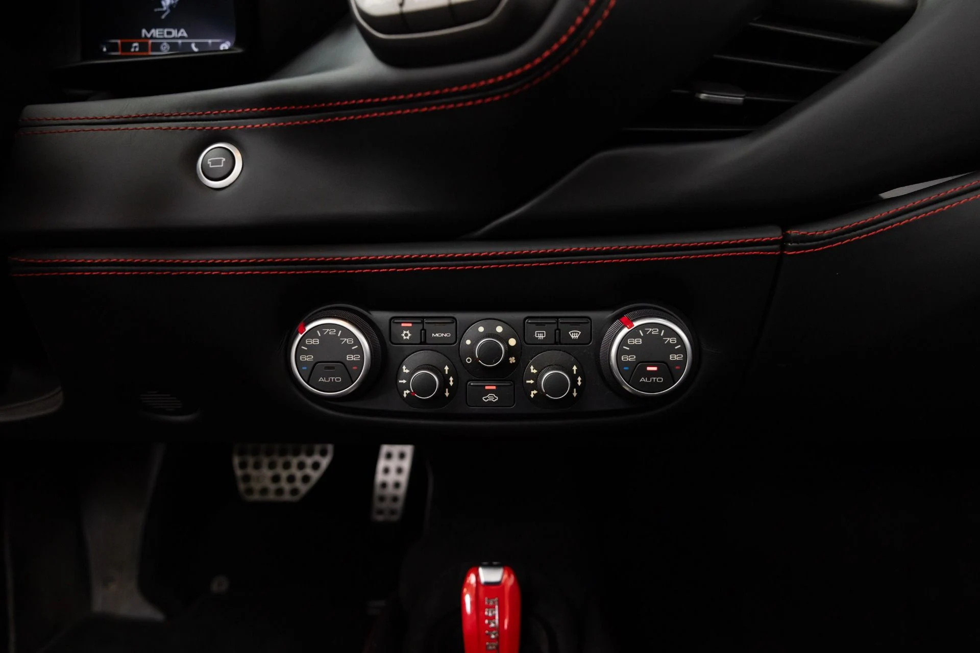 mph088_58299140_Used_2017_Ferrari_488_Spider_1787757442_5cb746249c