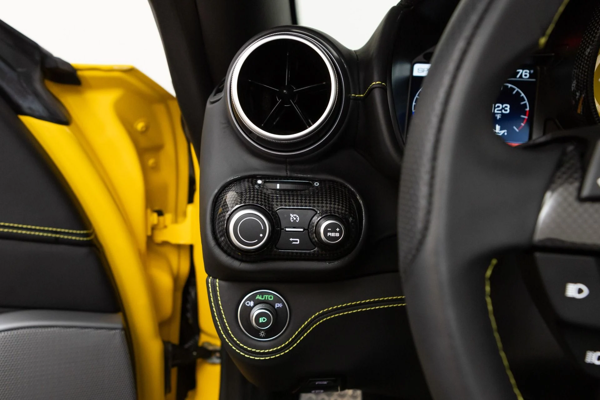 mph088_659403786_Used_2020_Ferrari_Portofino_1777298723_a047a39a2c