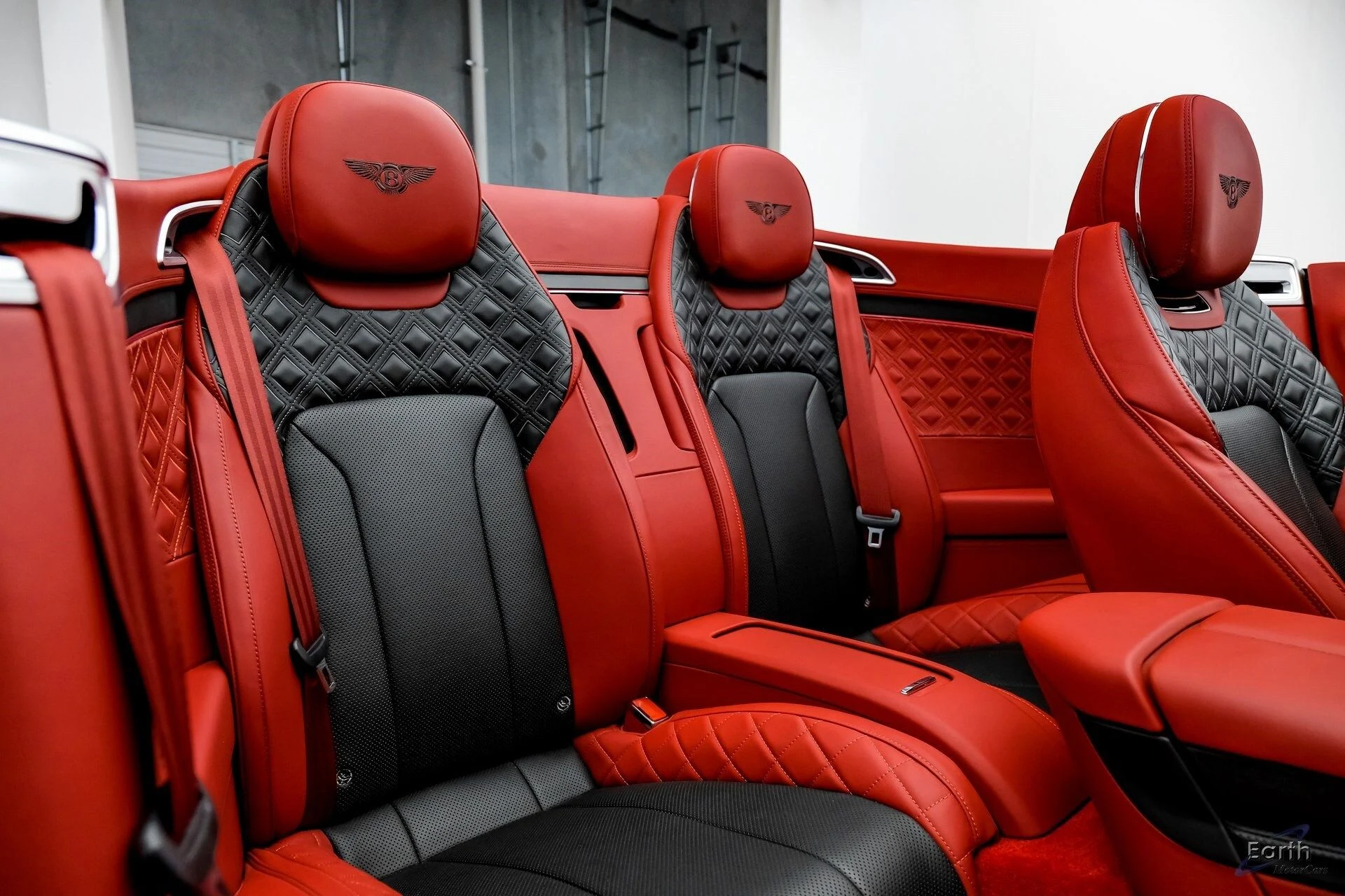 mph088_81142145_5839adb8dc62d158cdb91511e8eff049x_d28ed979c1