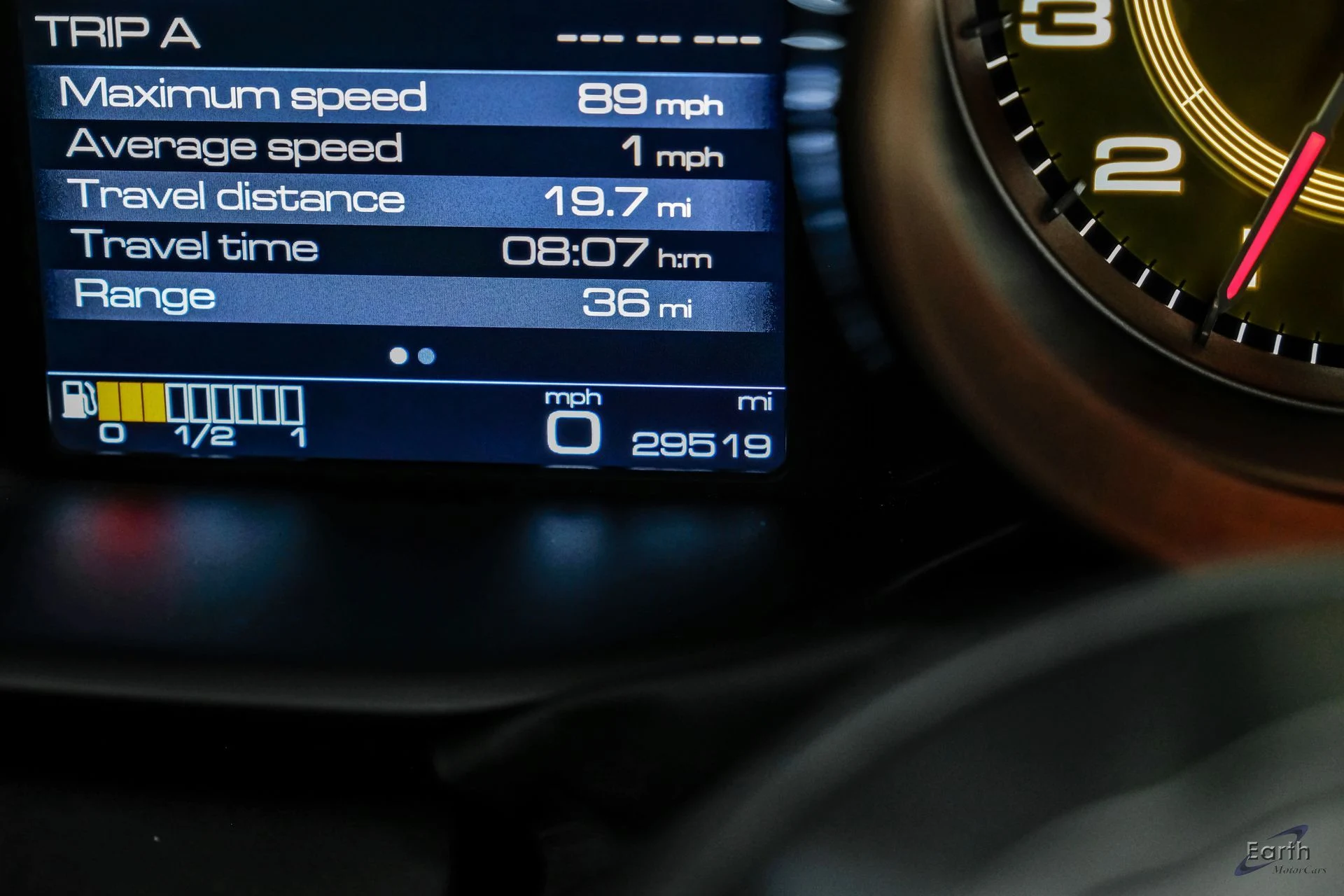 mph088_822620550_c4bdffec2a75aa79c0f975013d20359dx_04fd4413d3