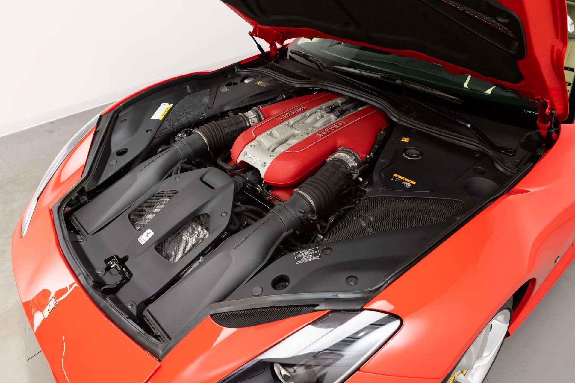 mph088_931156246_Used_2018_Ferrari_812_Superfast_1775055143_a1326770d6