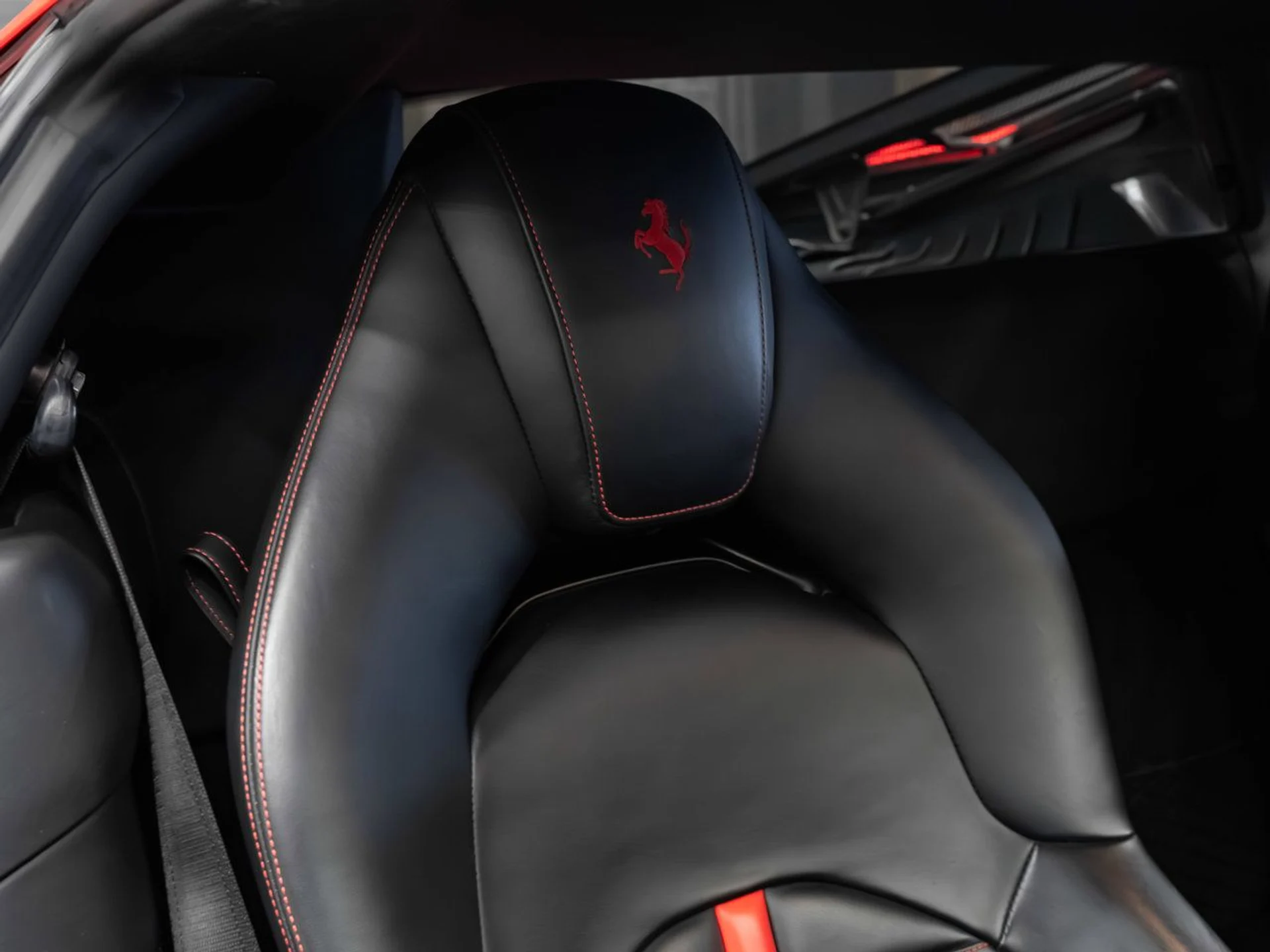 mph088_991627706_ferrari_488_gtb_2017_41f800a65e