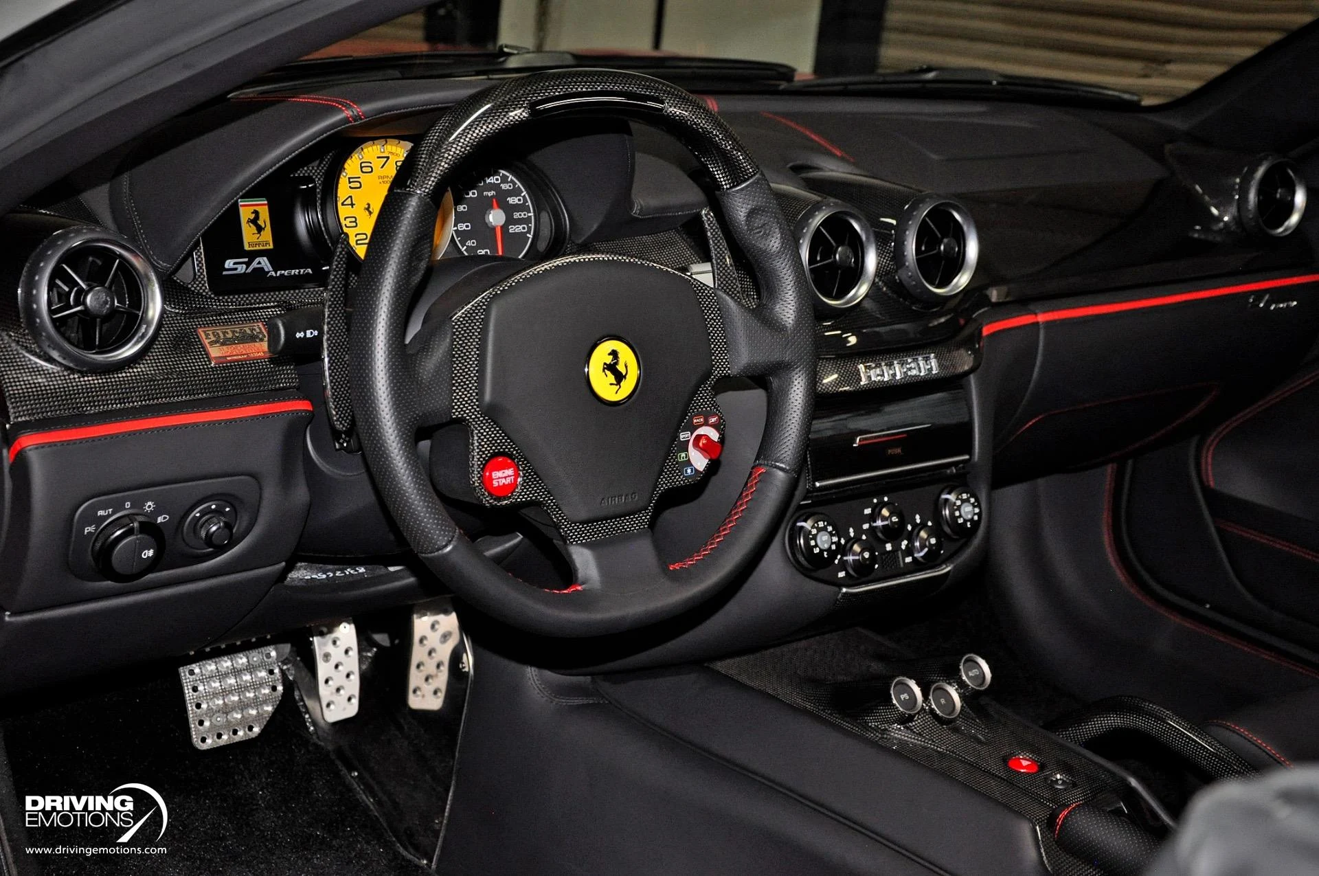 mph089_1060816842_438_p90_l_7028b55f06