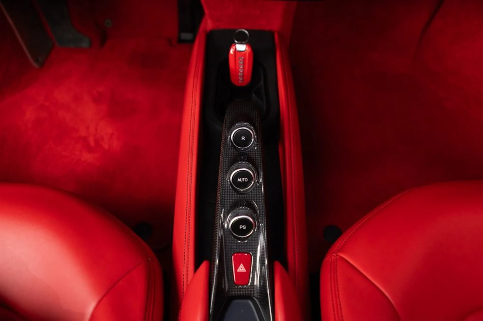 mph089_1156386017_Used_2021_Ferrari_F8_Spider_5e7a985bfe