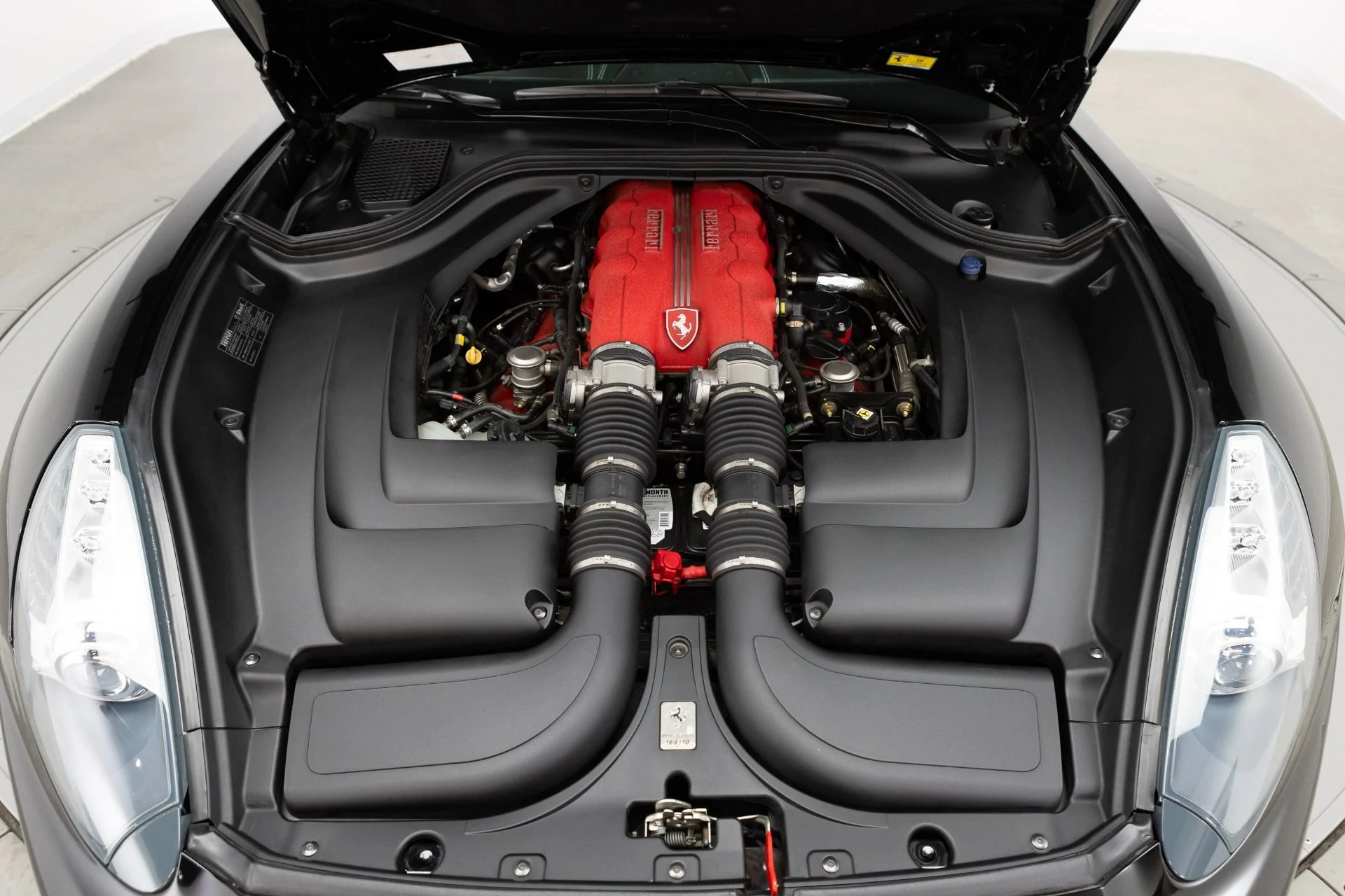 mph089_1205140679_Used_2010_Ferrari_California_1773068513_d5d544ed53