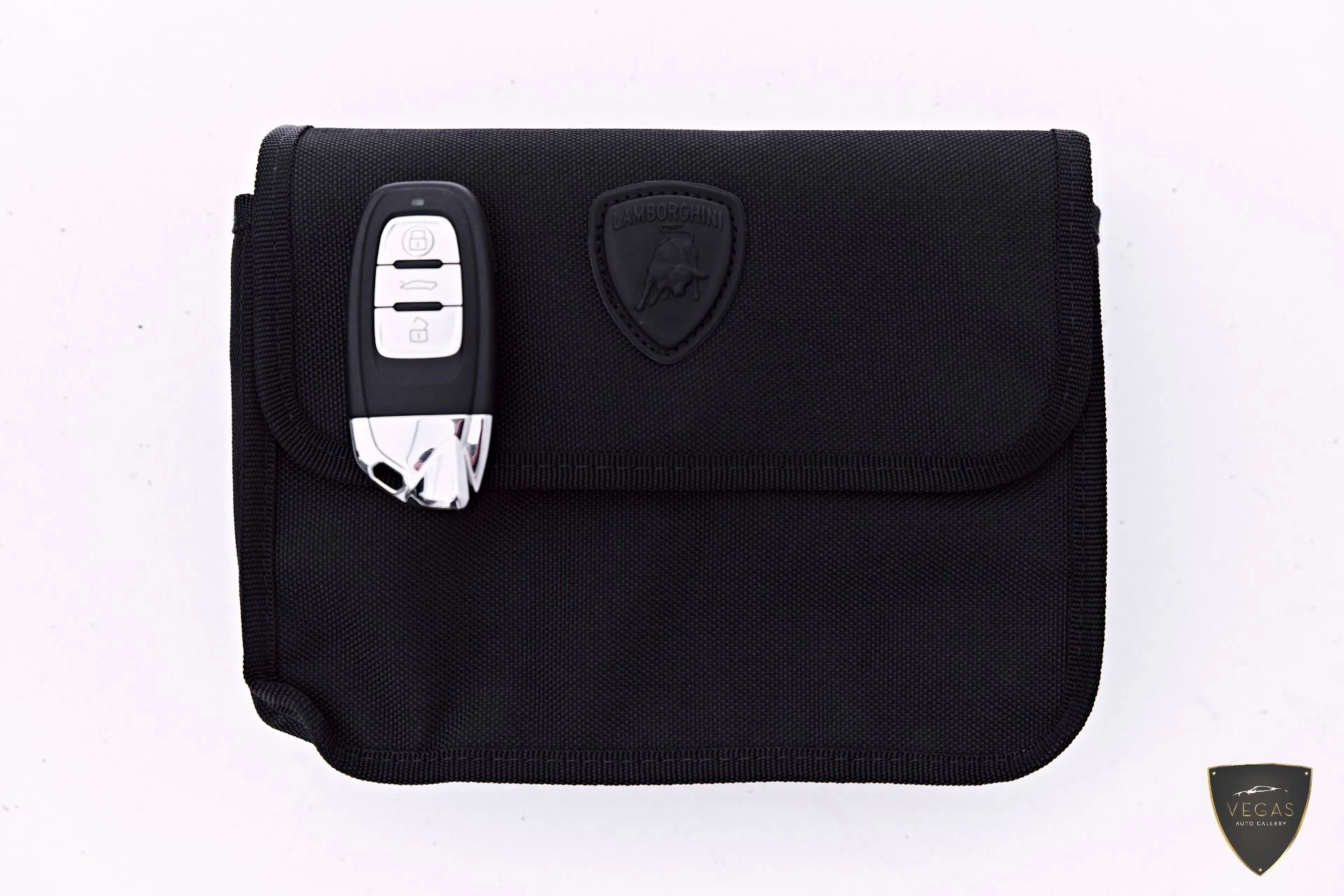 mph089_1244809792_Used_2024_Lamborghini_Huracan_EVO_Base_1783505238_1f838ab63a