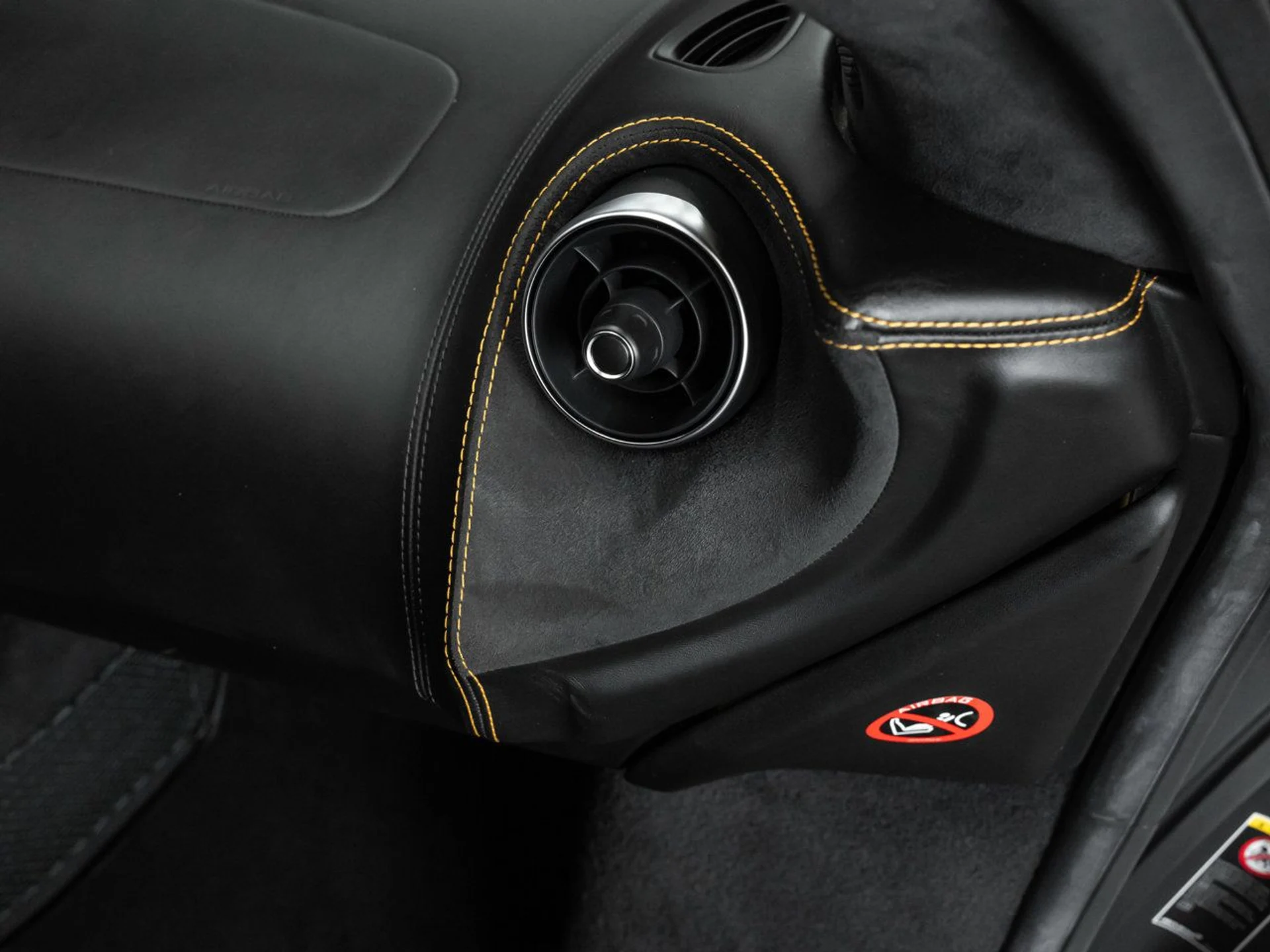 mph089_1670767583_mclaren_570s_2017_12c9b4b909