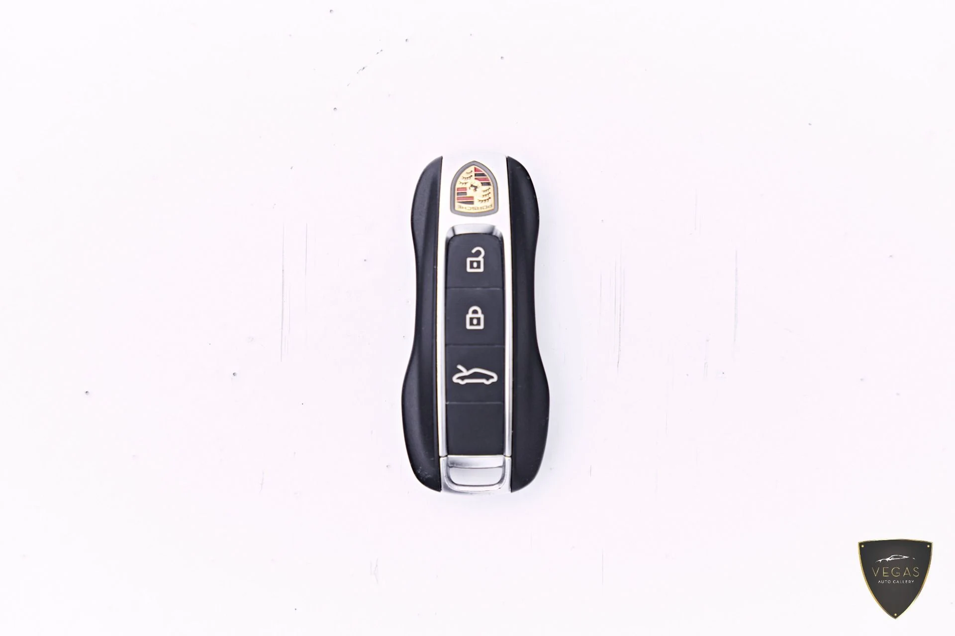mph089_2584839381_Used_2022_Porsche_911_Turbo_S_1782757607_95b8e74f1c