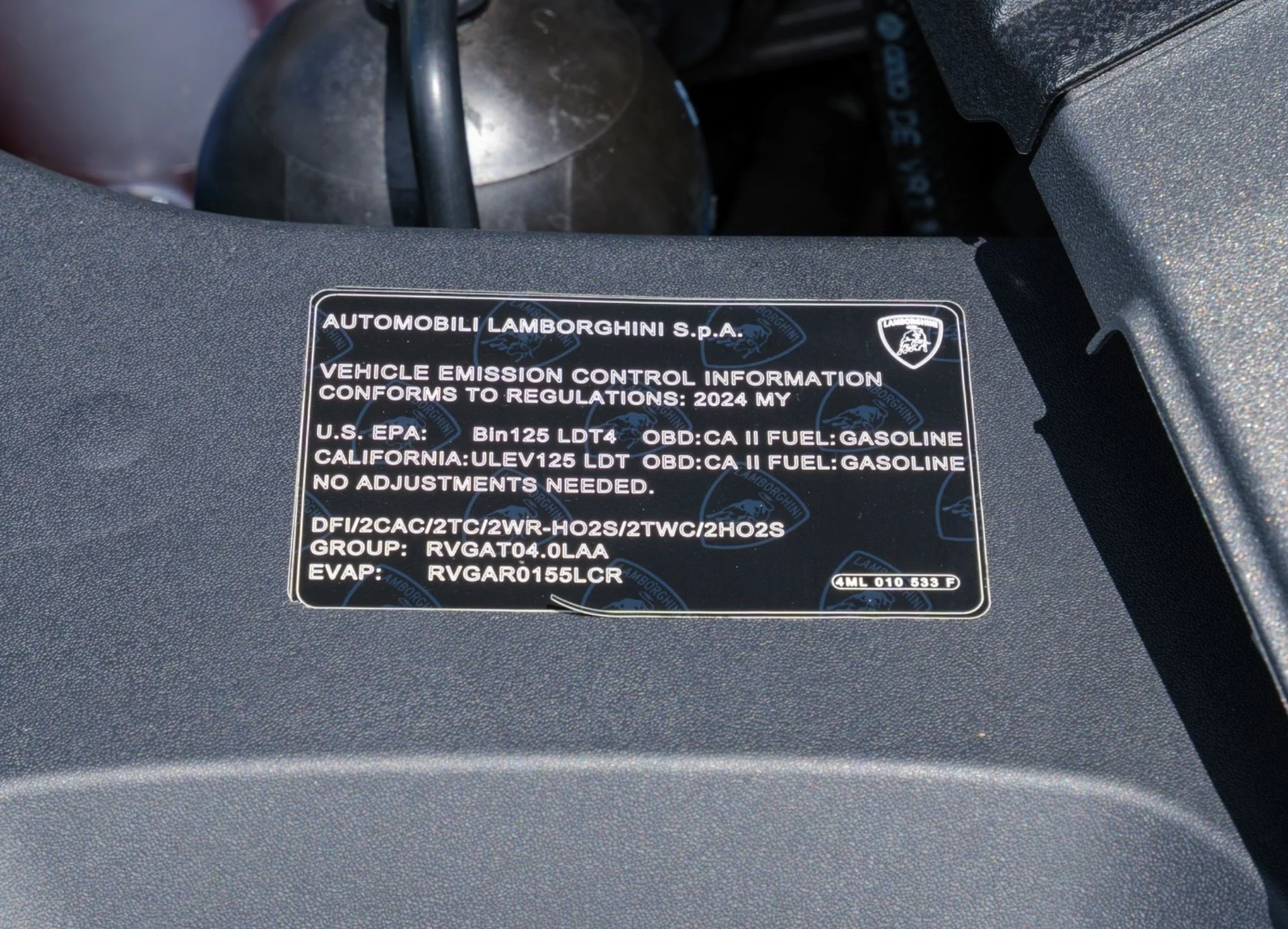 mph089_2621107176_Used_2024_Lamborghini_Urus_S_1775489559_6d37dff595