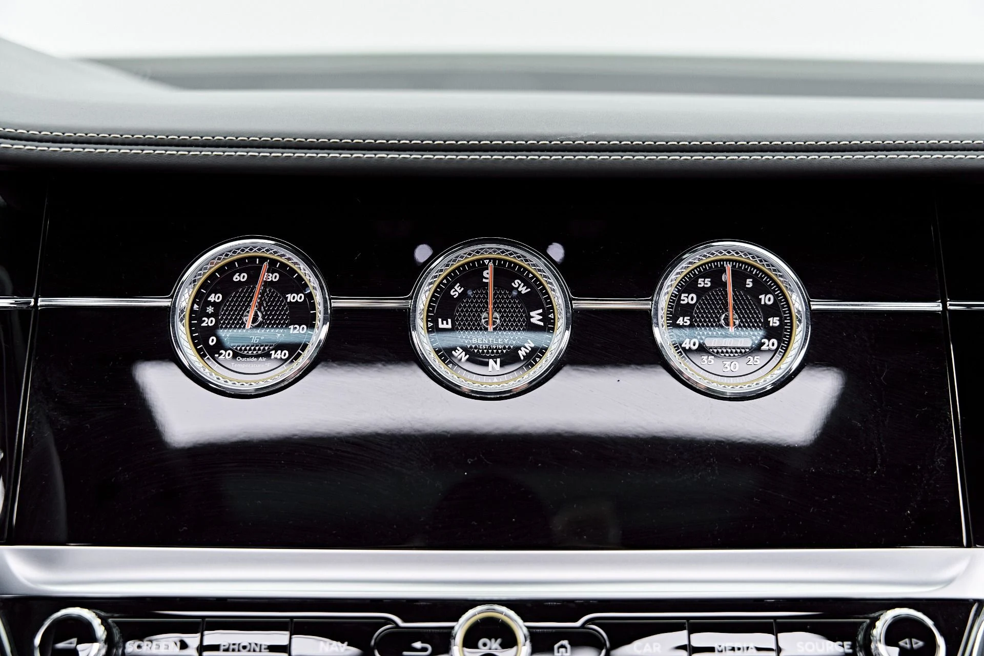 mph089_27279512_Used_2022_Bentley_Flying_Spur_V8_1788486149_9f508d6c6d