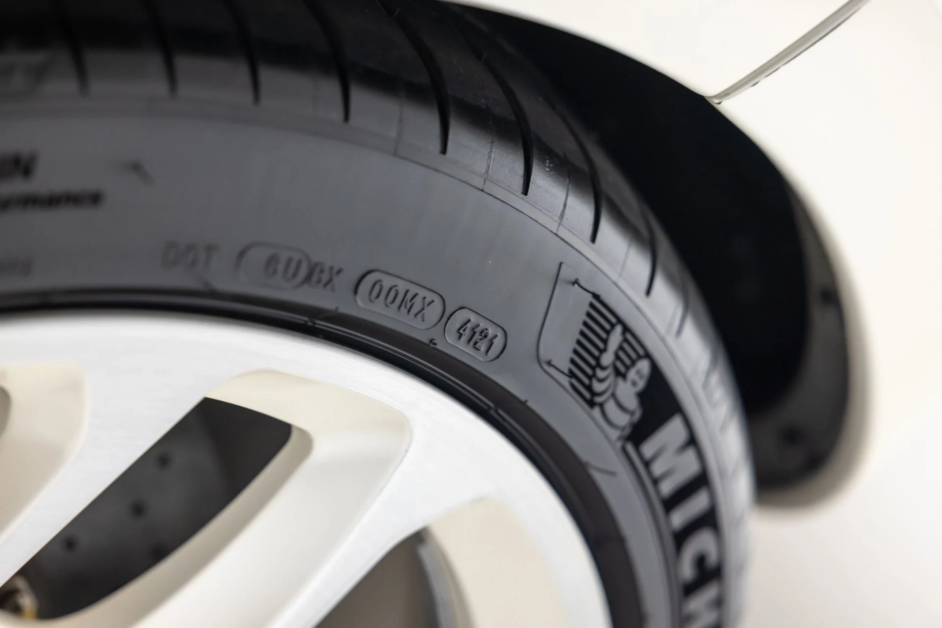 mph089_2851348740_13249_p90_l_21ec1ac727