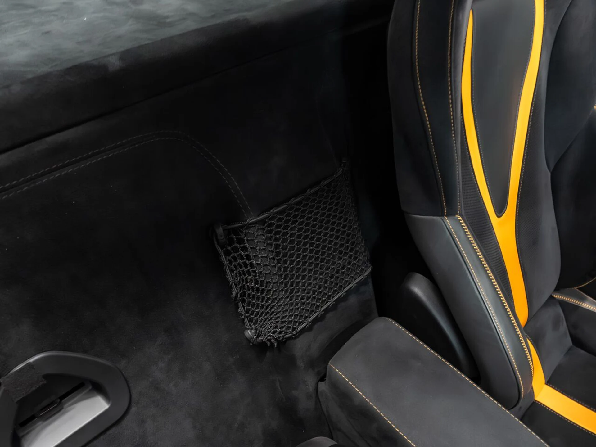 mph089_3140612428_mclaren_720s_2018_260d36466f