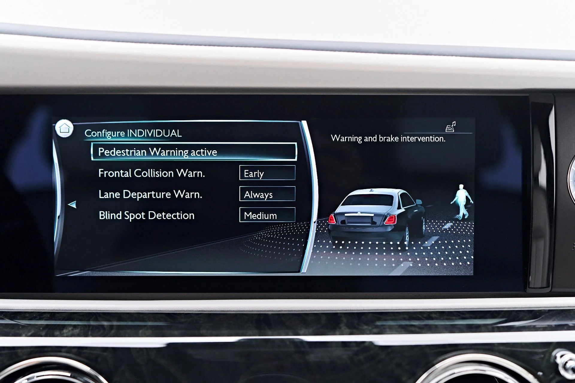 mph089_3161640969_Used_2024_Rolls_Royce_Ghost_Base_1752169894_e3c144a0b0