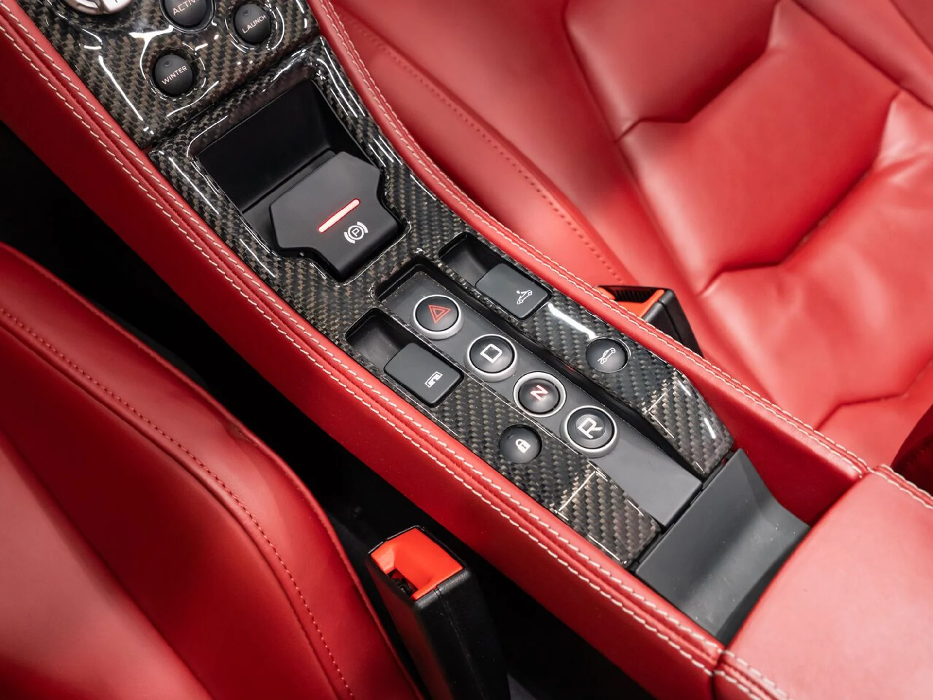 mph089_3447779625_mclaren_650s_2015_46e8807486