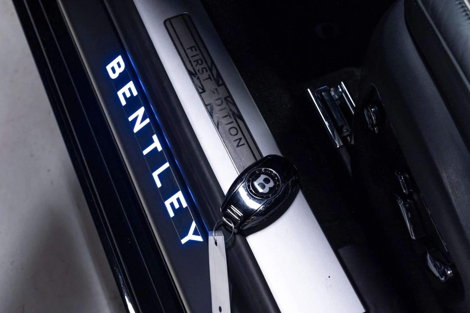 mph089_3718845974_Used_2020_Bentley_Flying_Spur_W12_1785337257_8b6d71b227