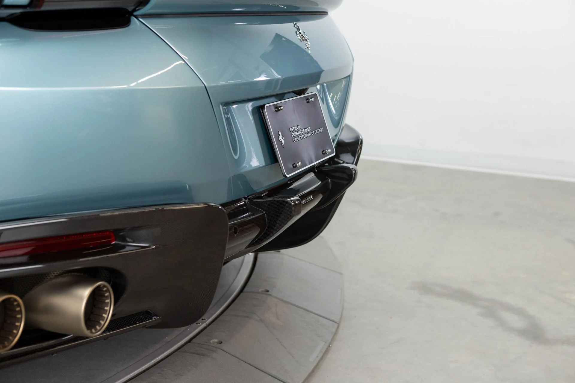 mph089_3841934684_Used_2024_Ferrari_Roma_Spider_1772564238_4140bdb4fe