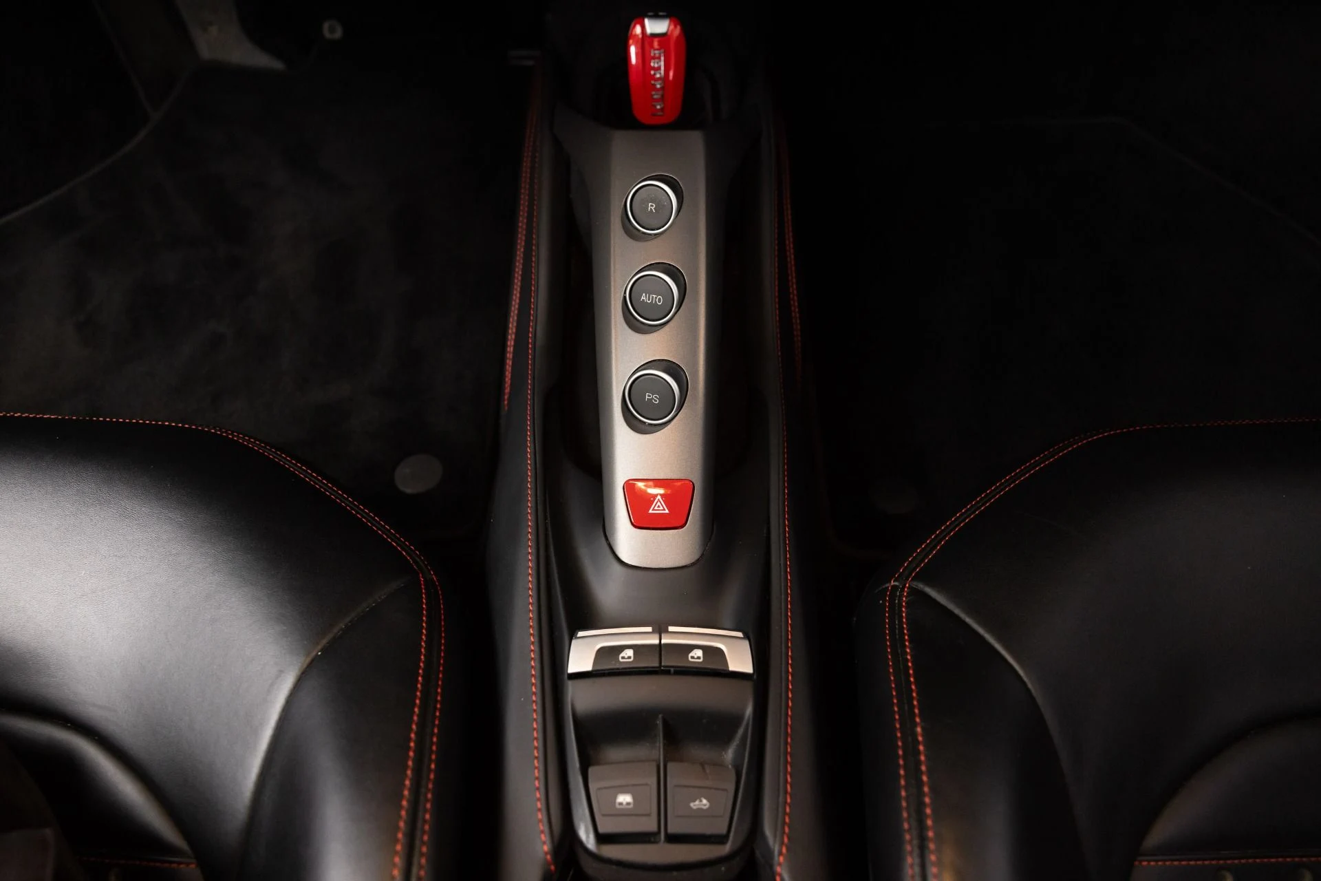 mph089_4109292940_Used_2017_Ferrari_488_Spider_1787757442_4b04f18ea0