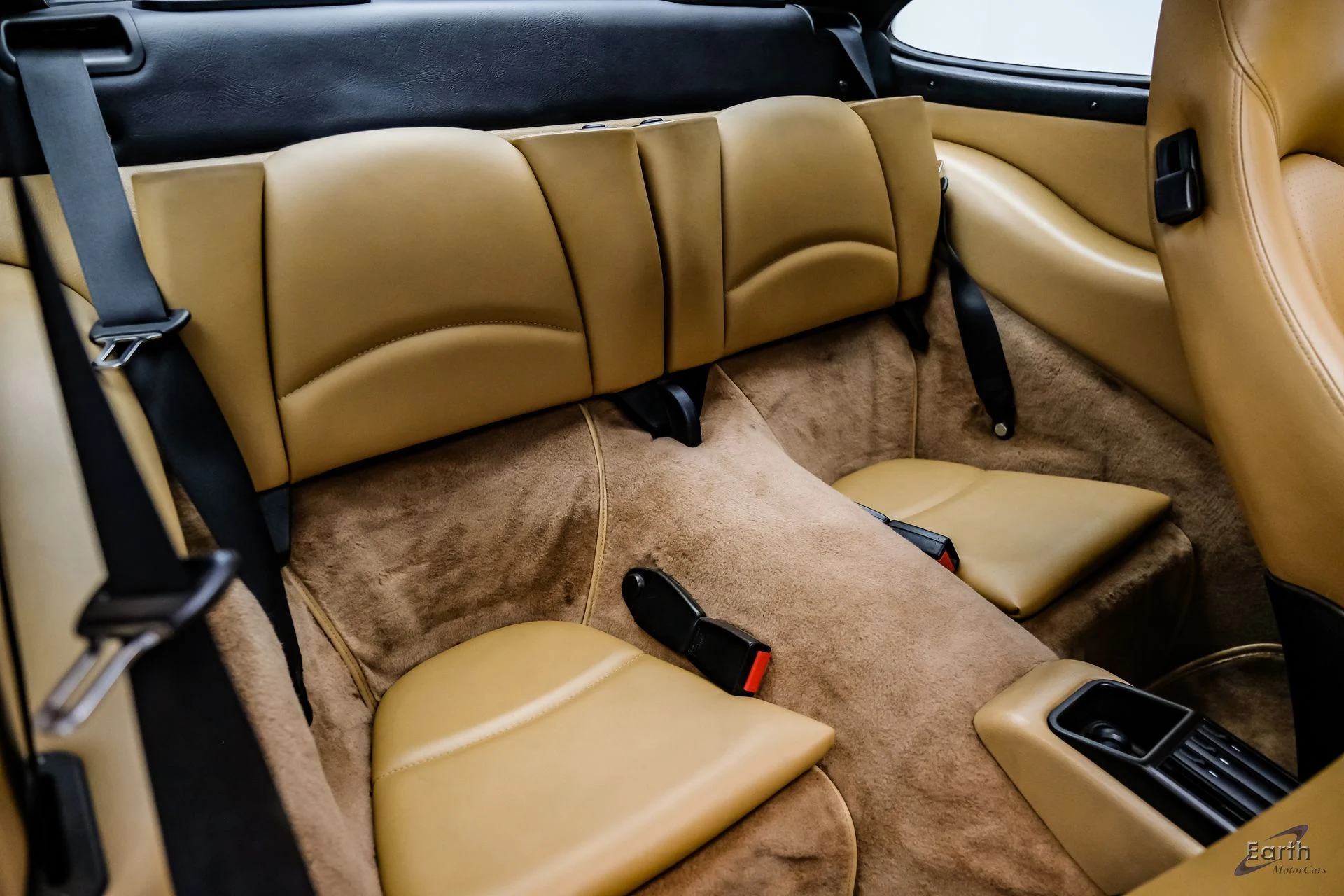 mph089_4246770966_0d999485bcd5d80236a4cebaaddee621x_32169c0147