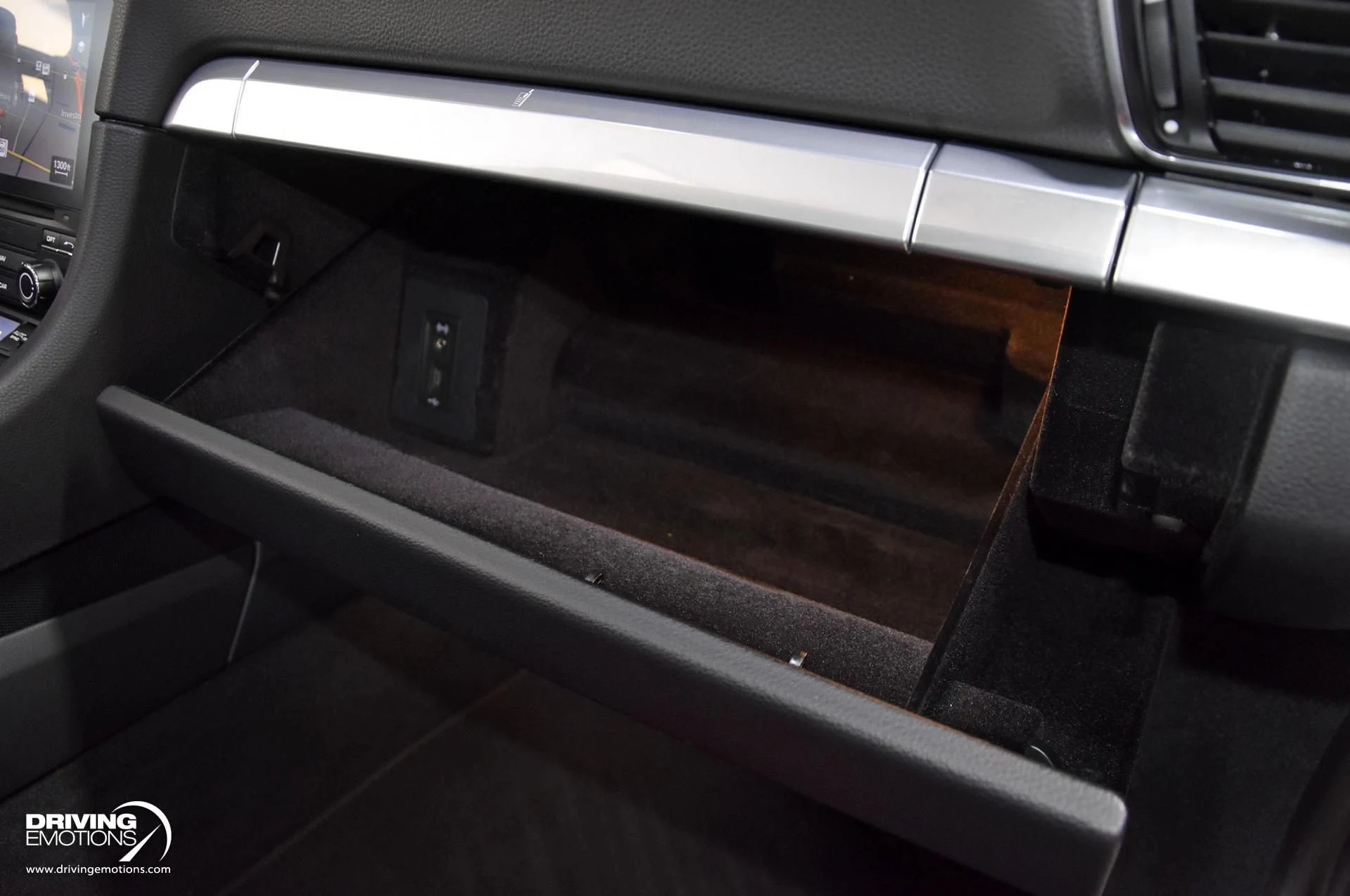 mph089_760585943_868_p90_l_d5a3dc65d7