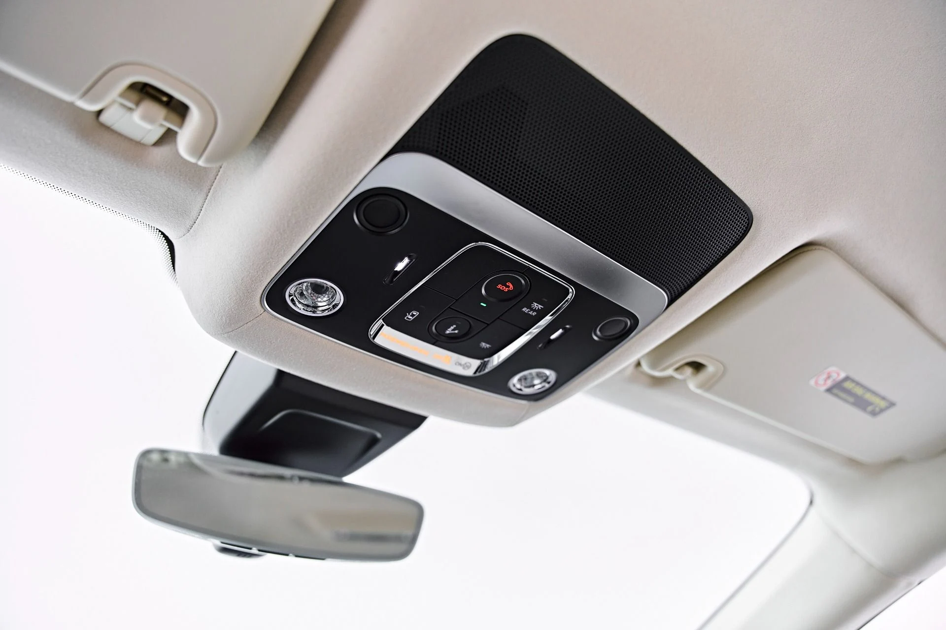 mph090_1035865831_Used_2025_Bentley_Flying_Spur_Speed_1786412330_dfdc9cf241