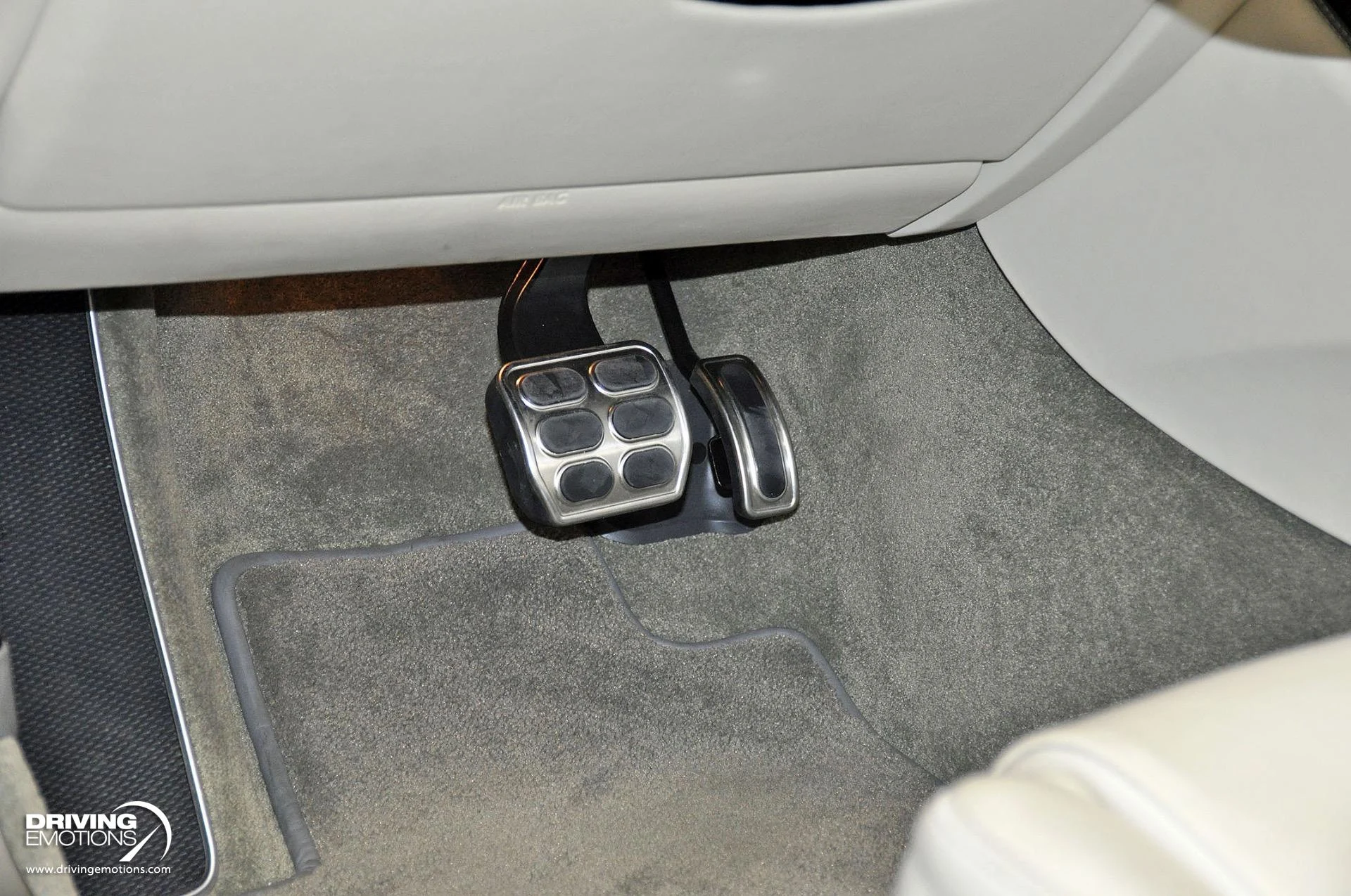 mph090_1108648271_886_p91_l_571cc66d16